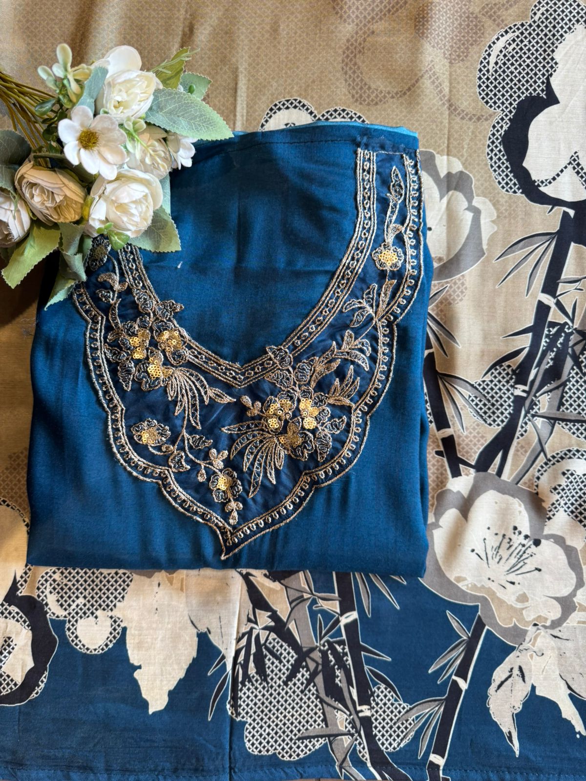 Luxury pure muslin Unstitched Suit