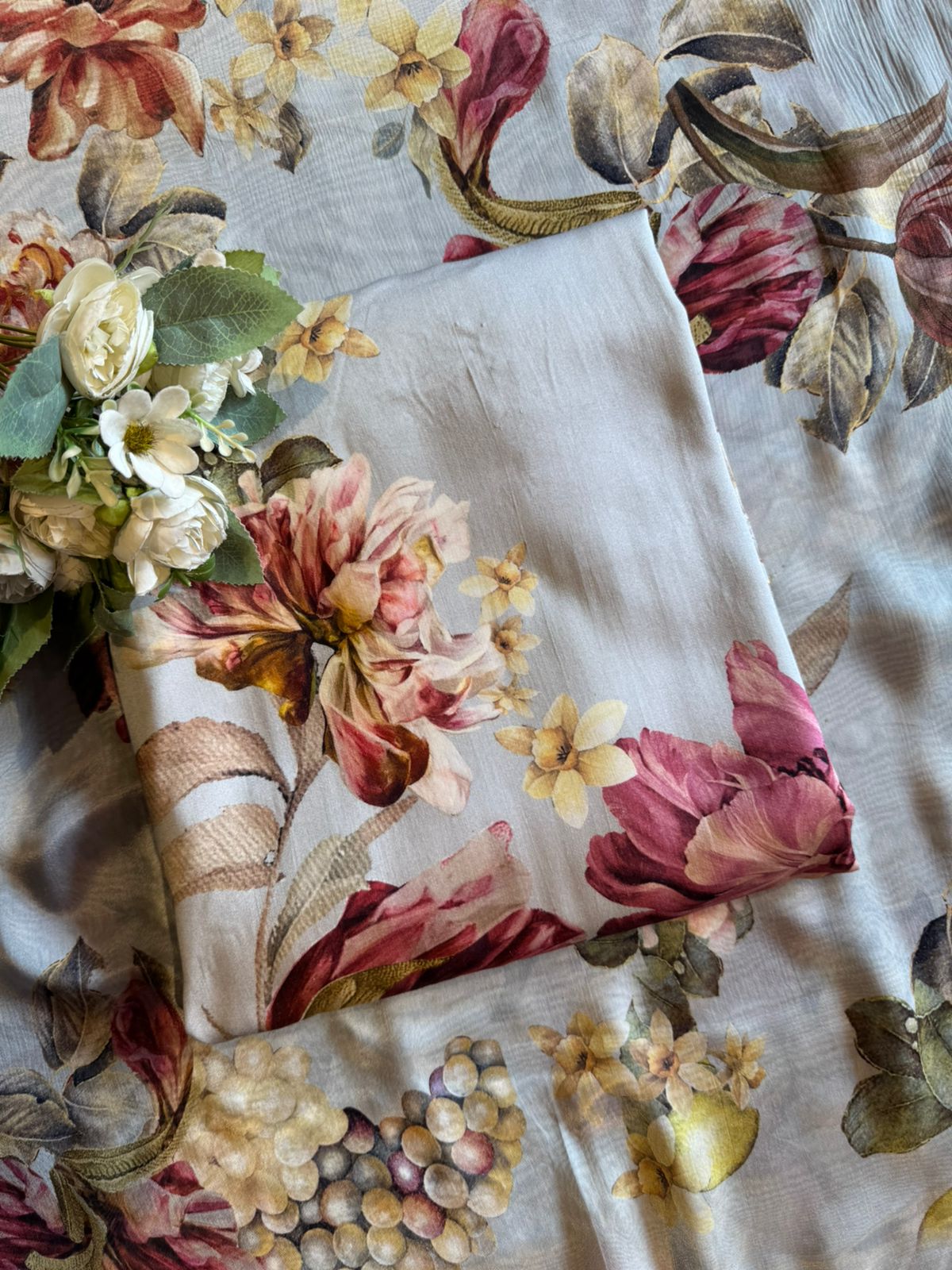 Luxe pure muslin soft unstitched suit