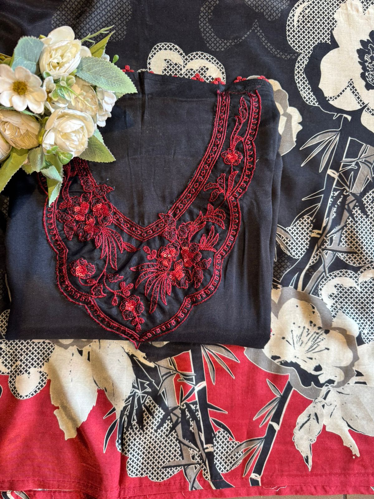 Luxury pure muslin Unstitched Suit