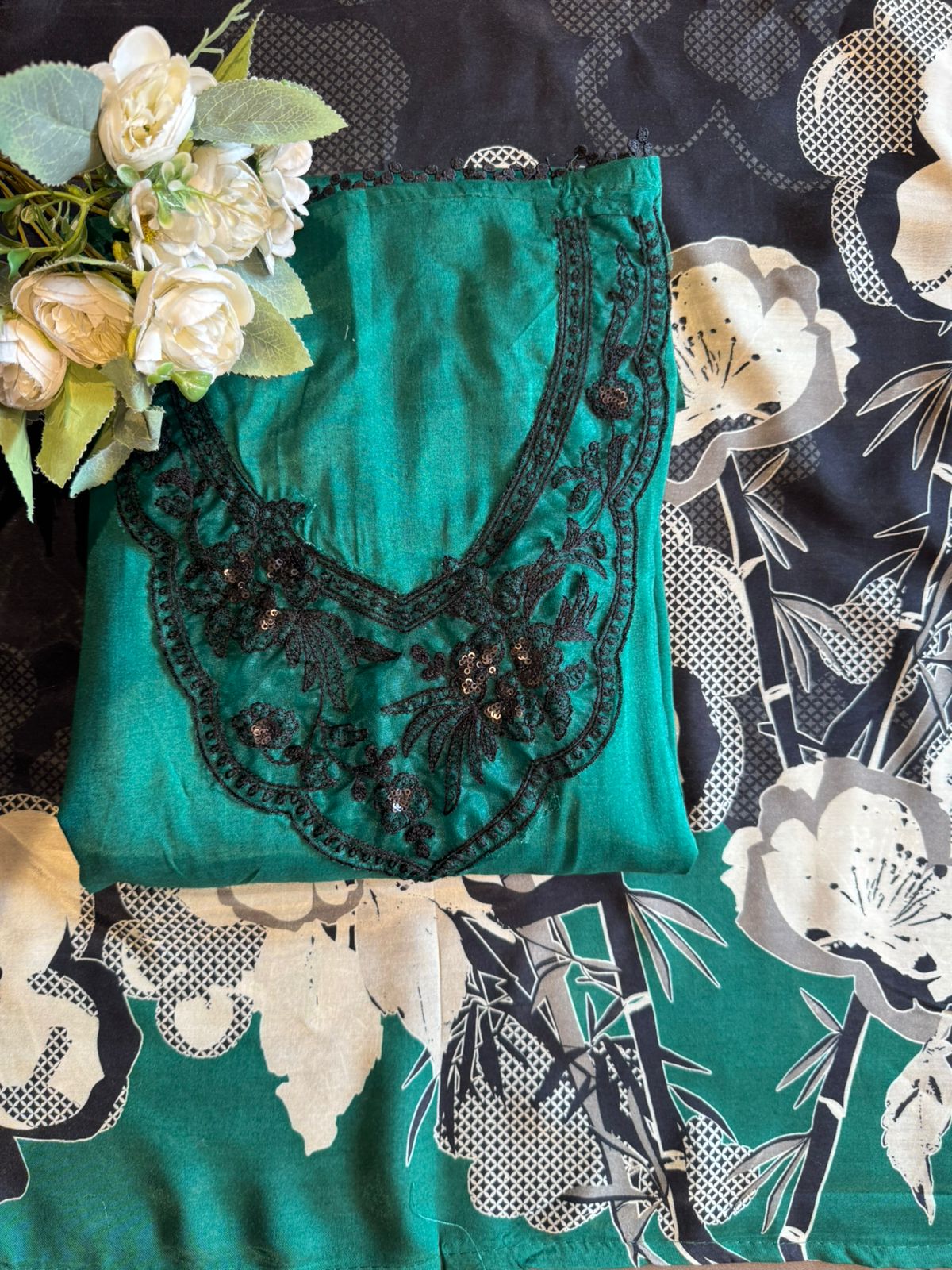 Luxury pure muslin Unstitched Suit