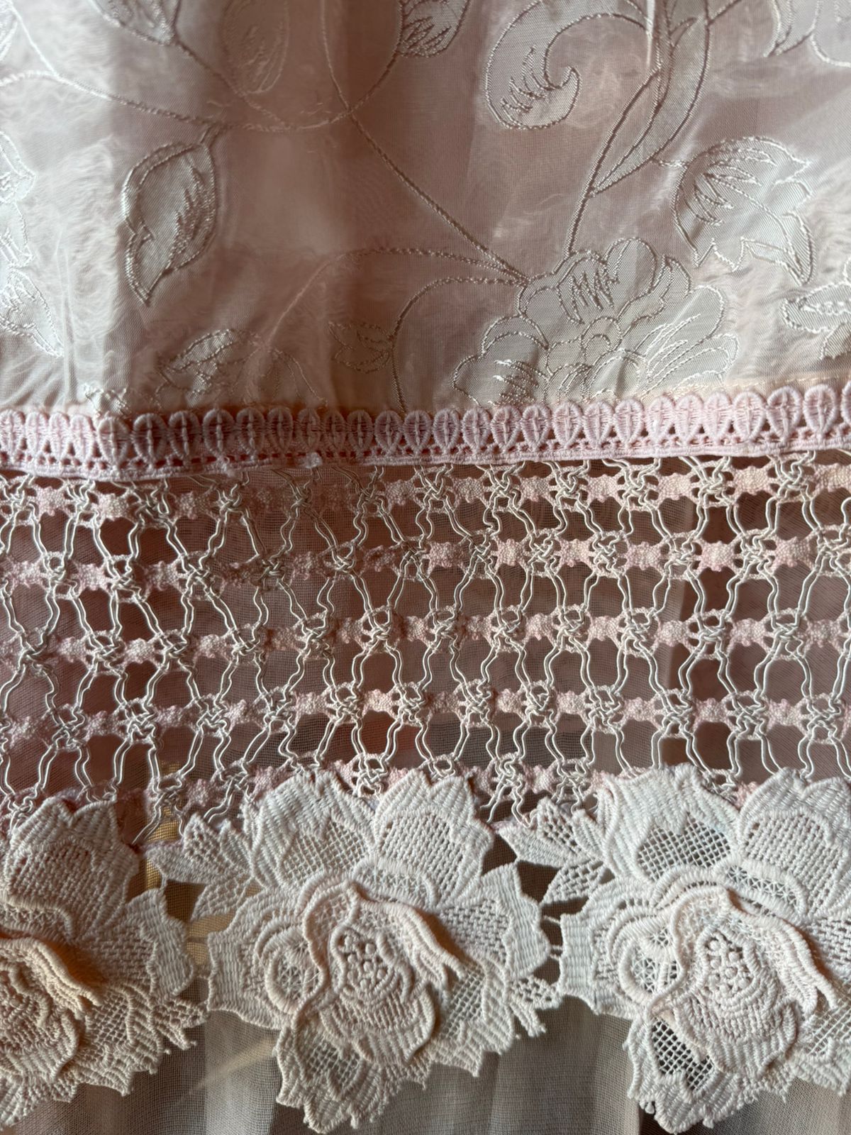 Floral Lace Elegant Unstitched Suit Set