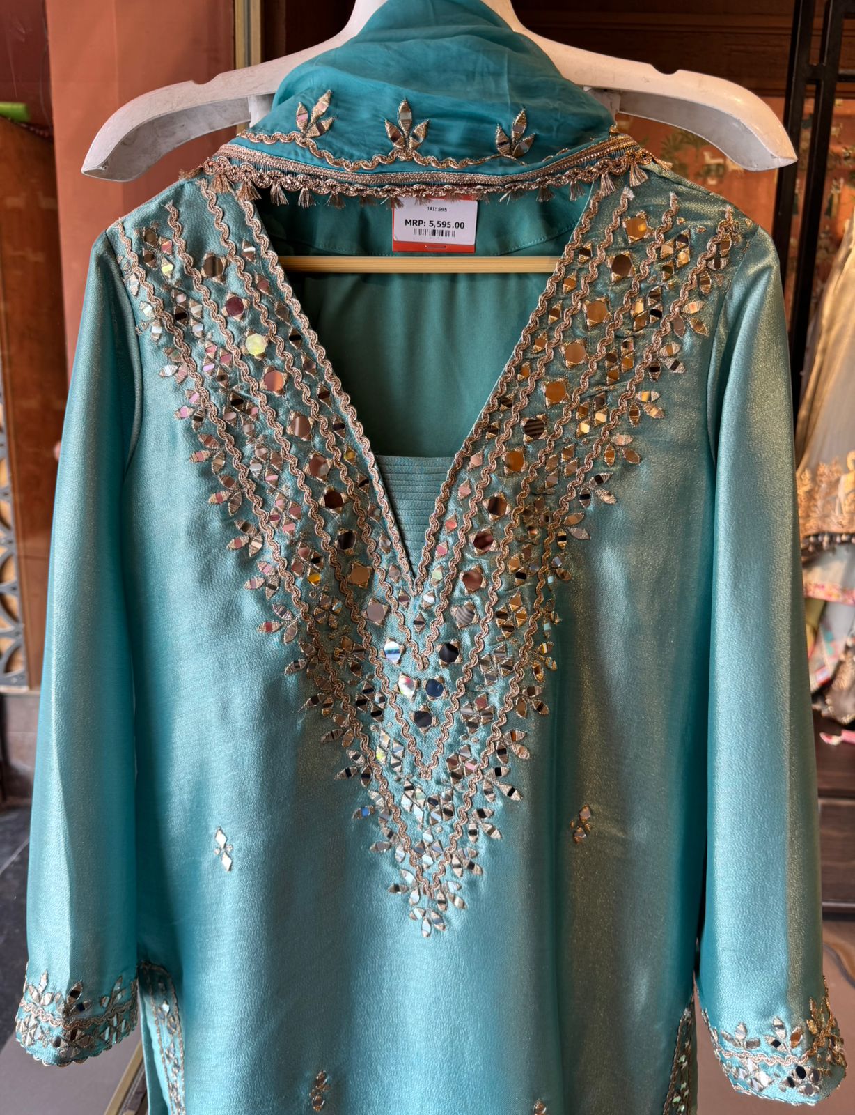 Giraffe tissue long side slip set