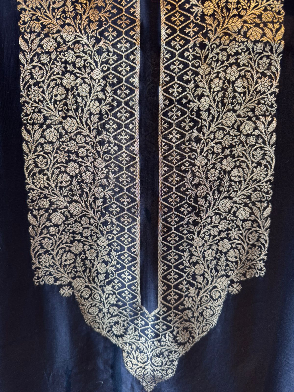 PURE CHANDERI SILK SUIT SET