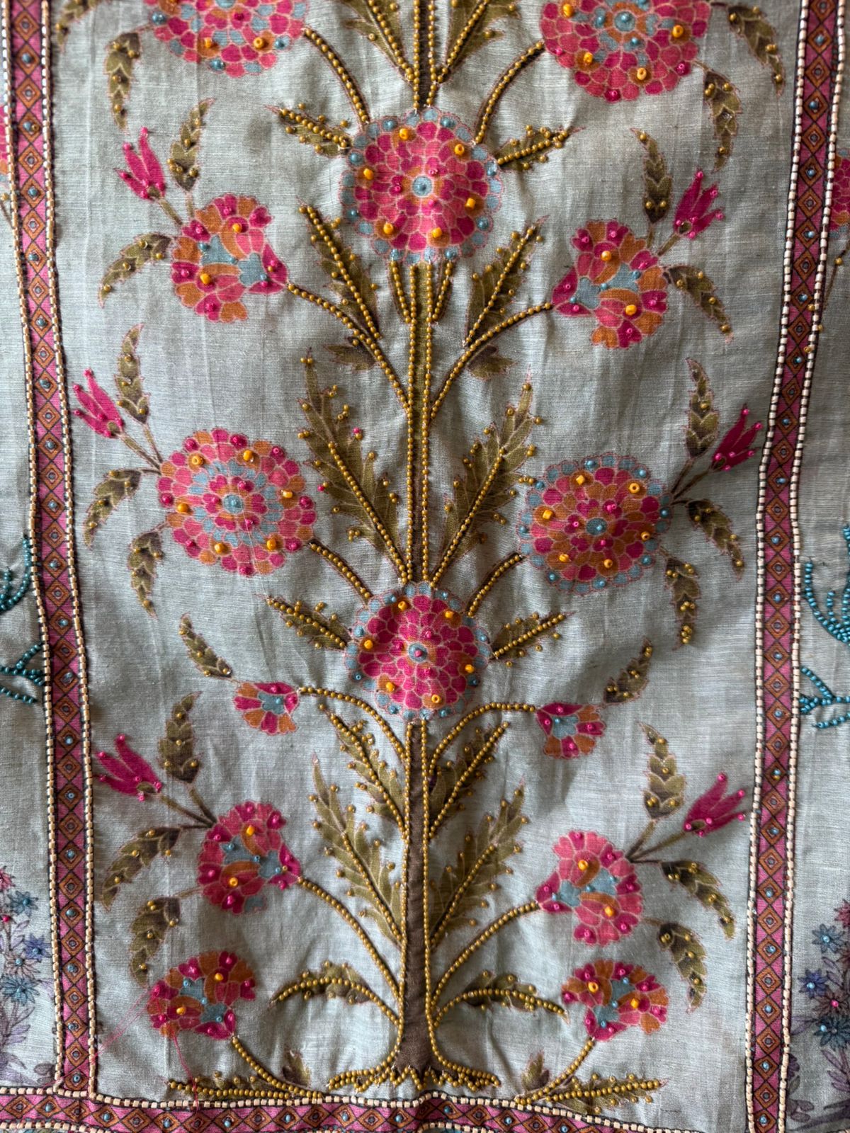 Beautiful suit on KHAADI Cotton with PICHWAI design