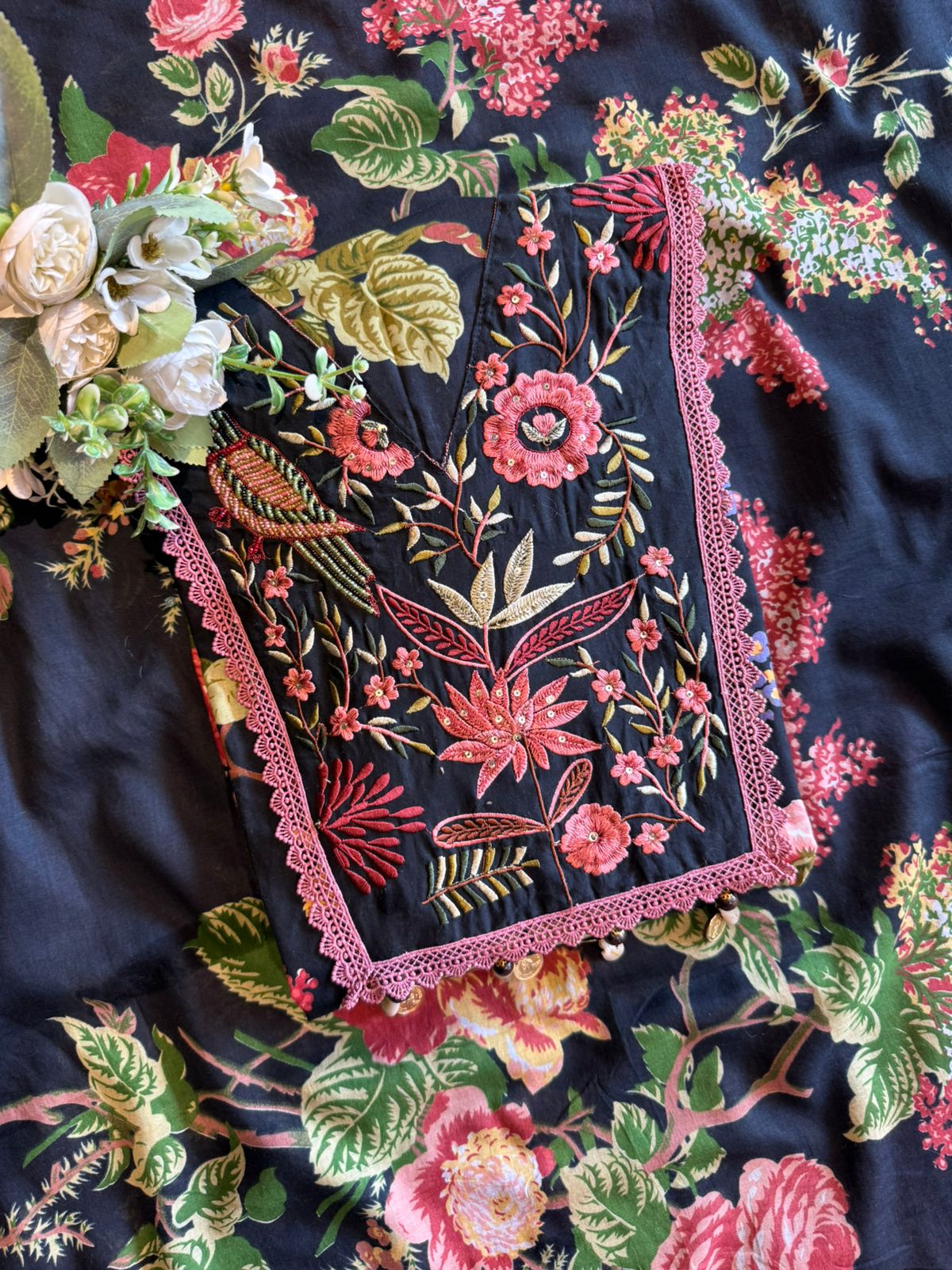 Pigeon Embroidered Suit set