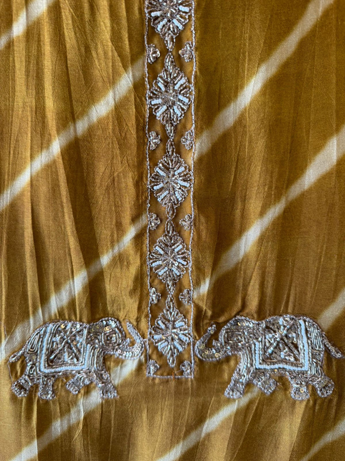 Striking ethnic kurta