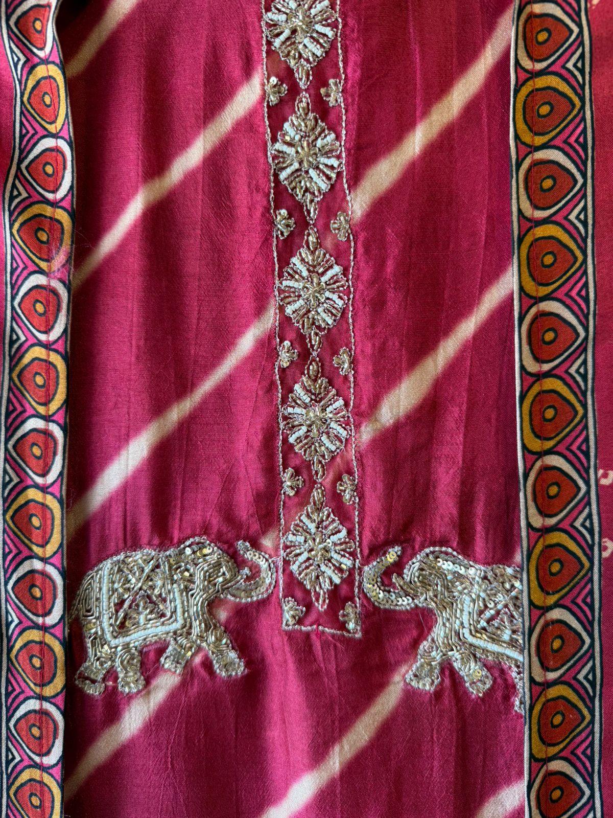 Striking ethnic kurta