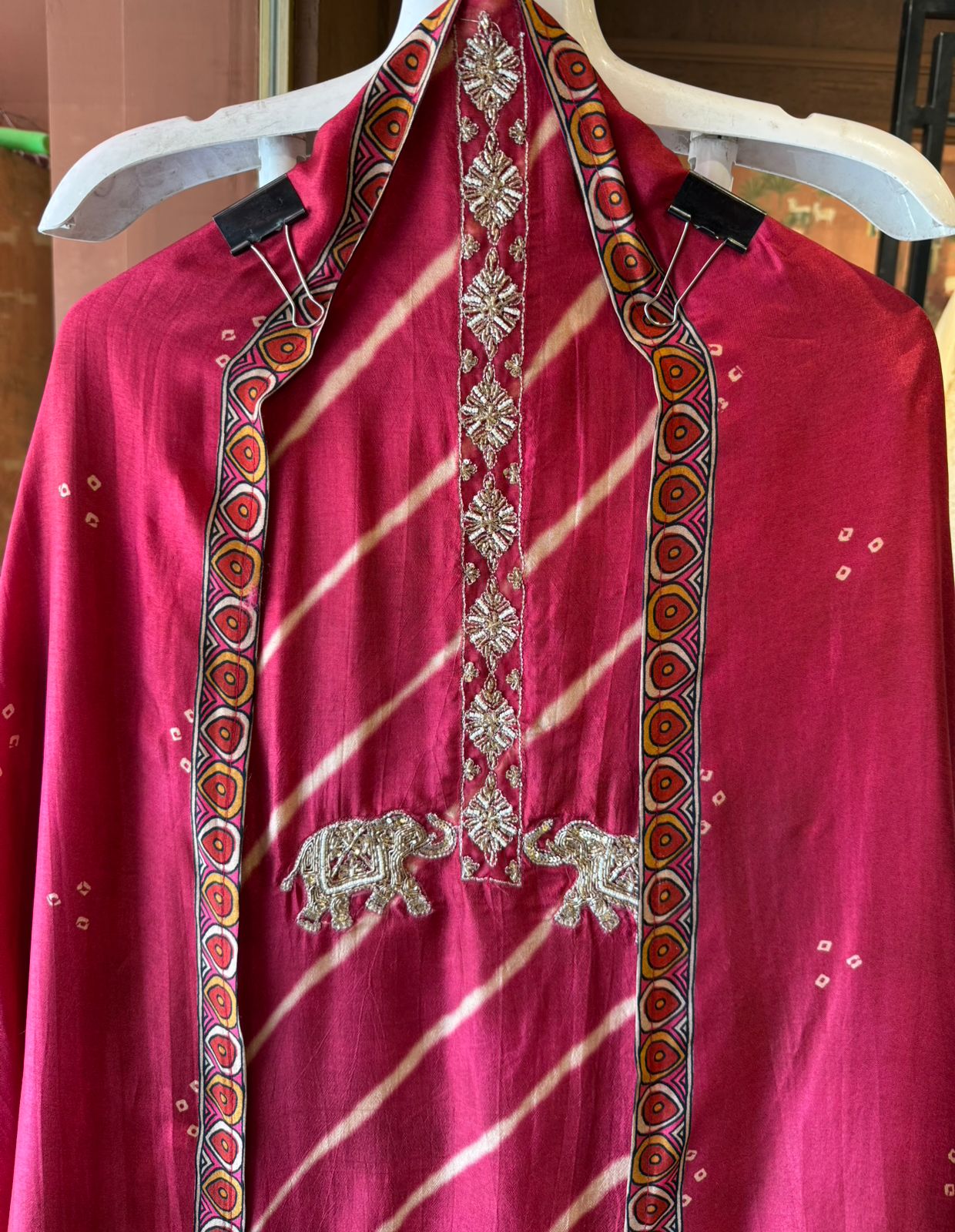 Striking ethnic kurta