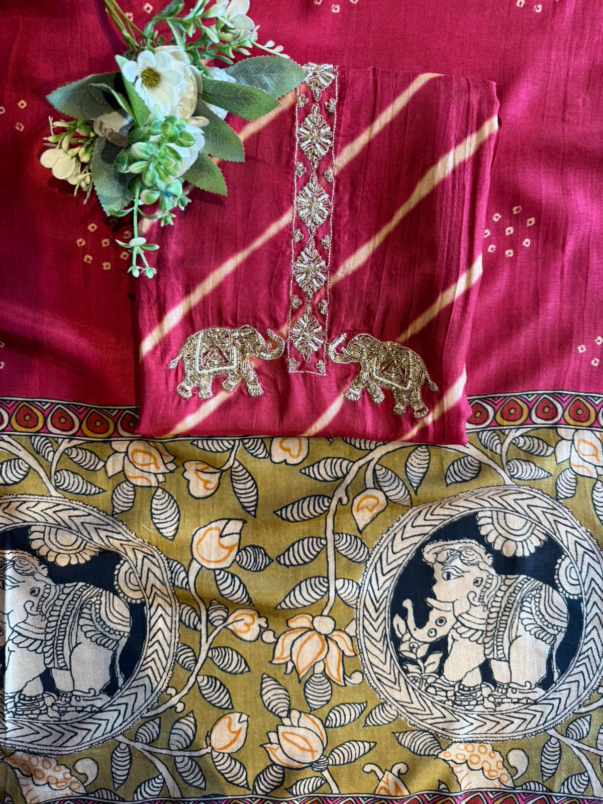 Striking ethnic kurta