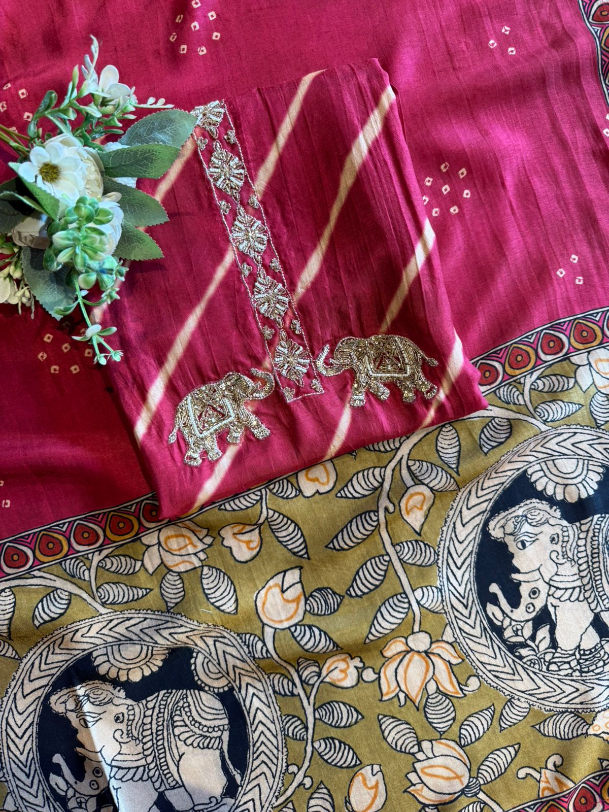 Striking ethnic kurta