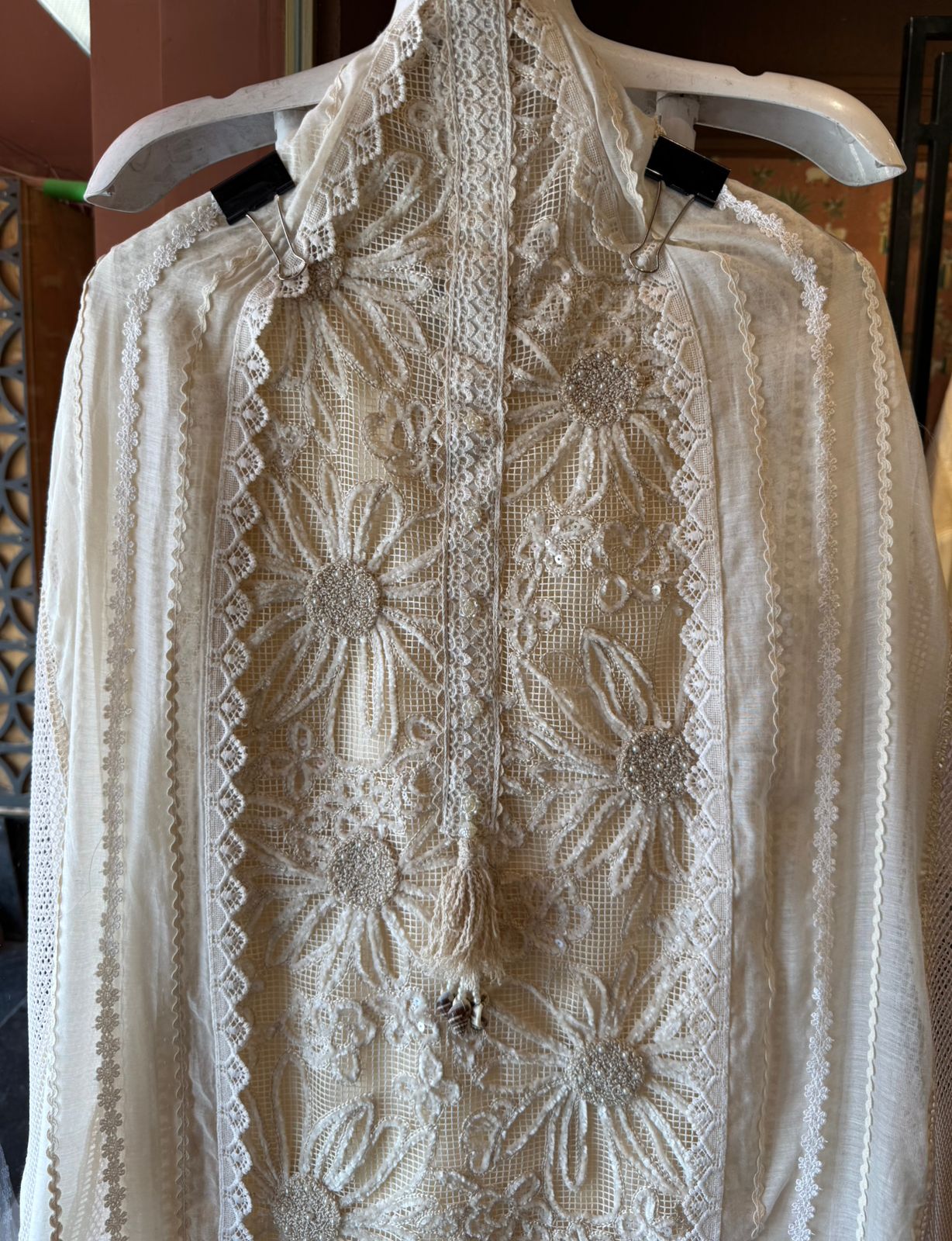 Off-White Floral Embroidered Statement Kurta