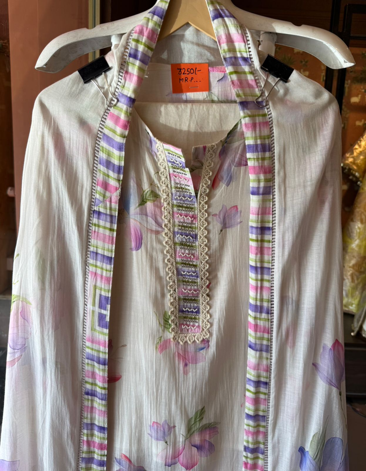 Pure Mul chanderi light weight Unstitched suit