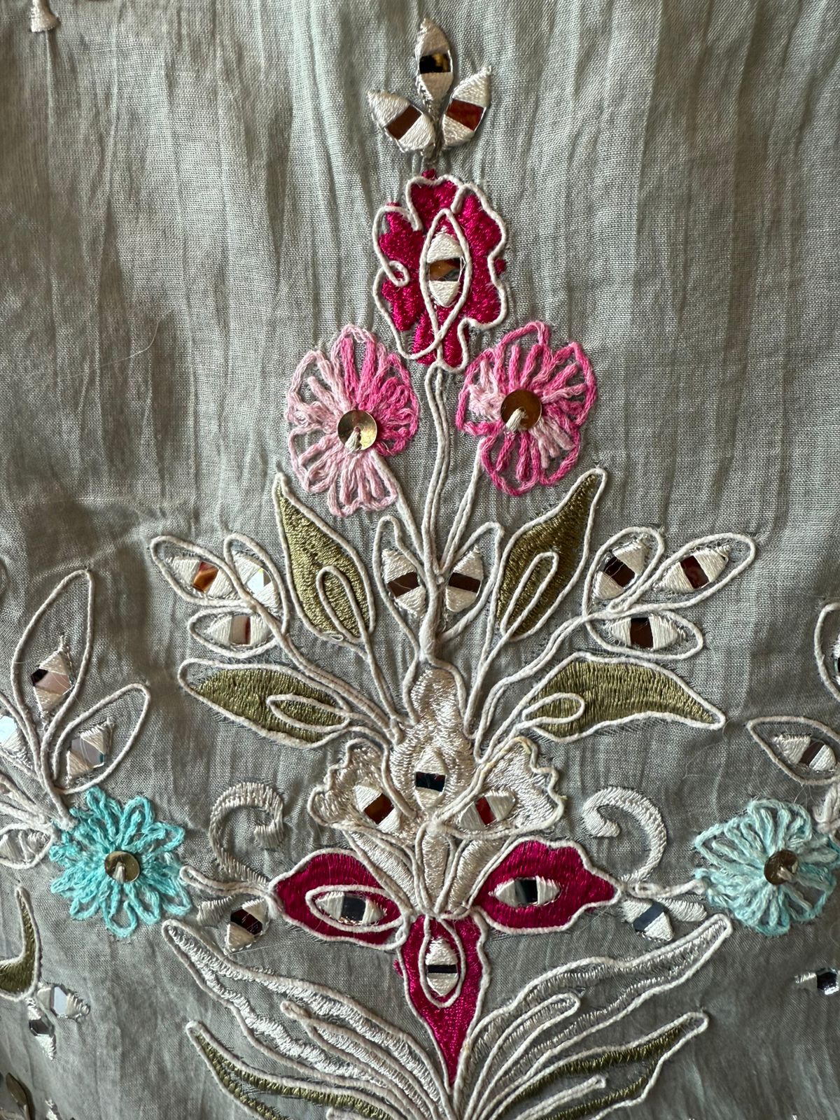 Mirror & Dori embroidered  Pastel Elegannt Suit