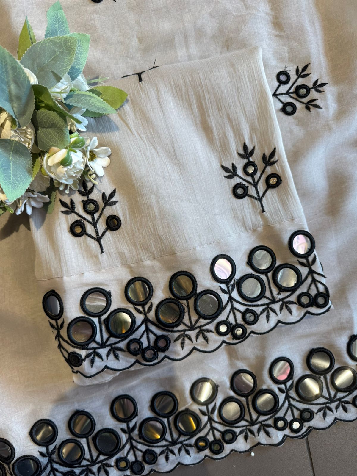 Paper Mirror Work Classic Suit
