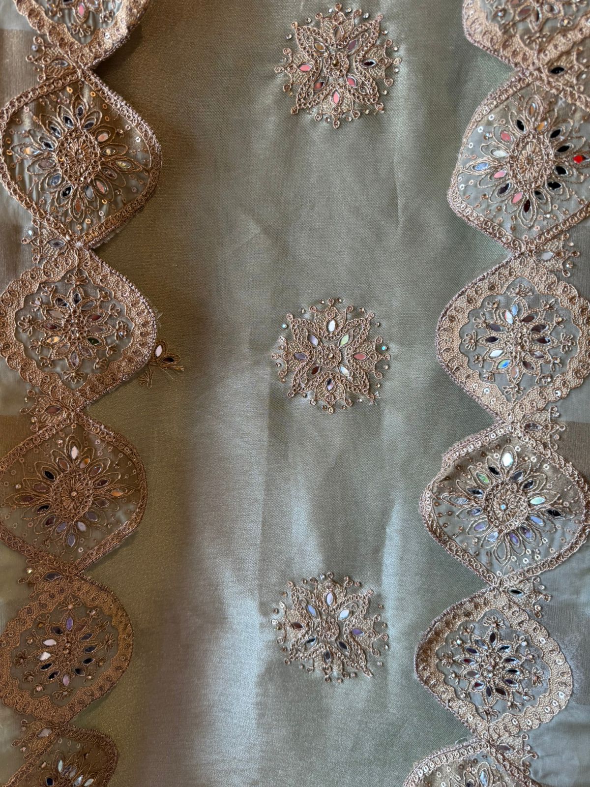 Giraffe Tissue Unstitched Suit