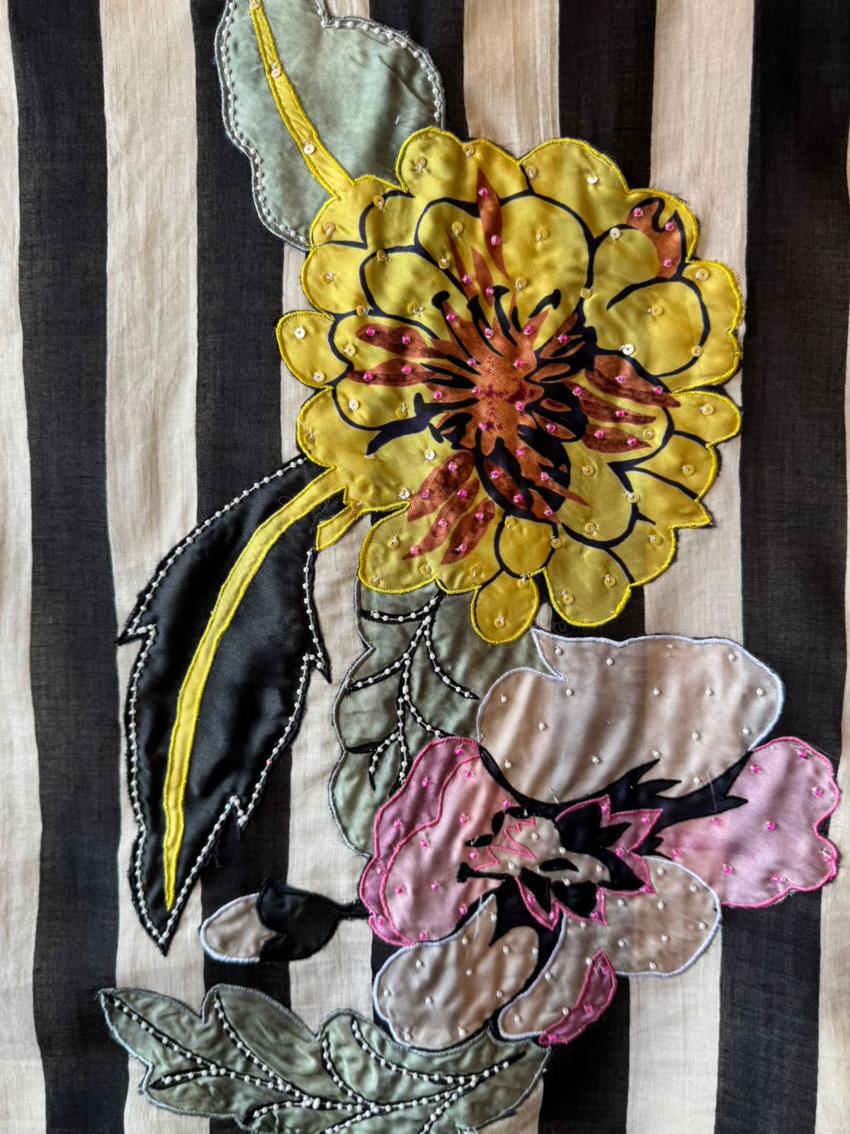 Striped Floral Appliqué Kurta Set