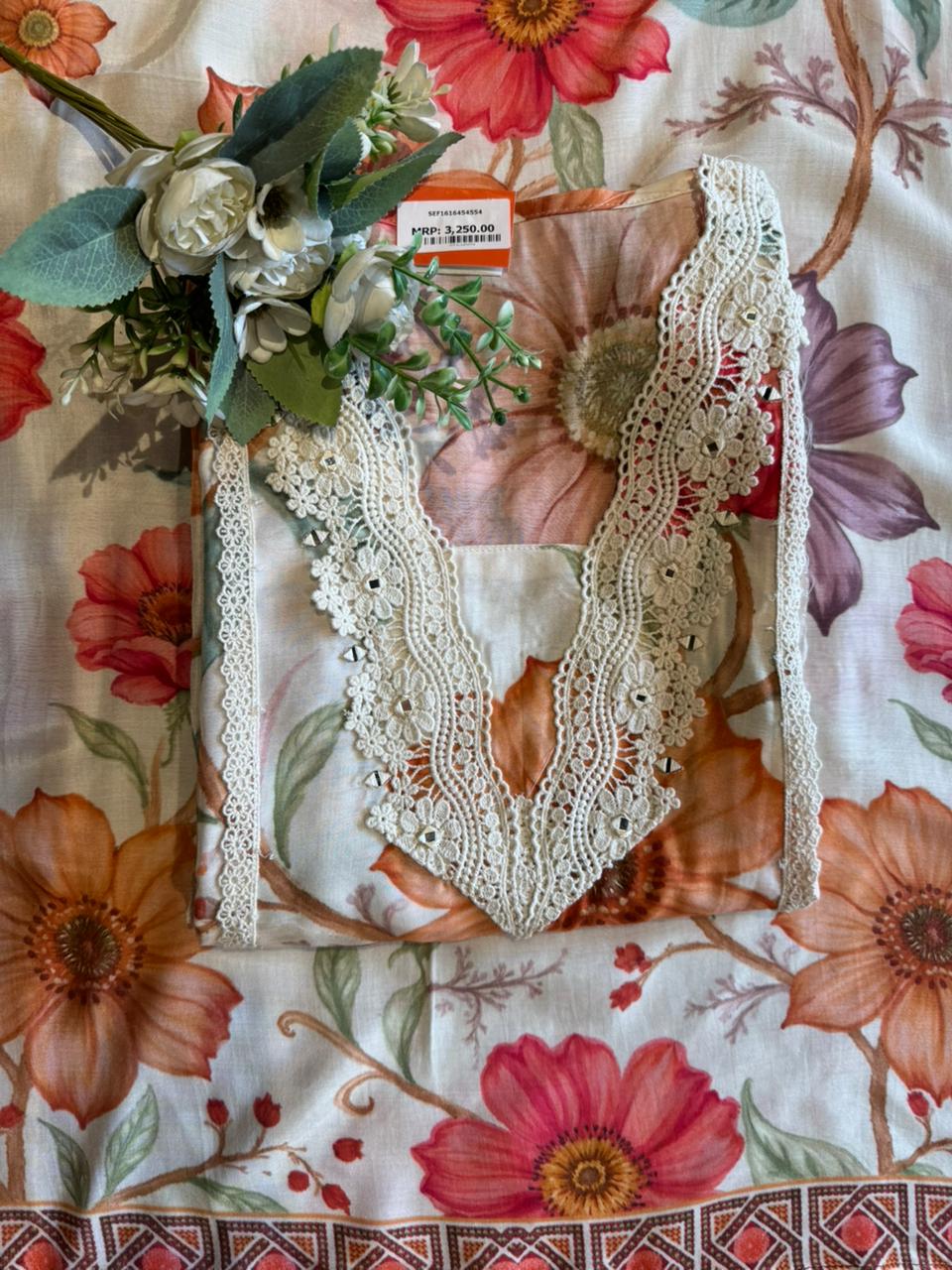 Elegant ivory floral printed kurta
