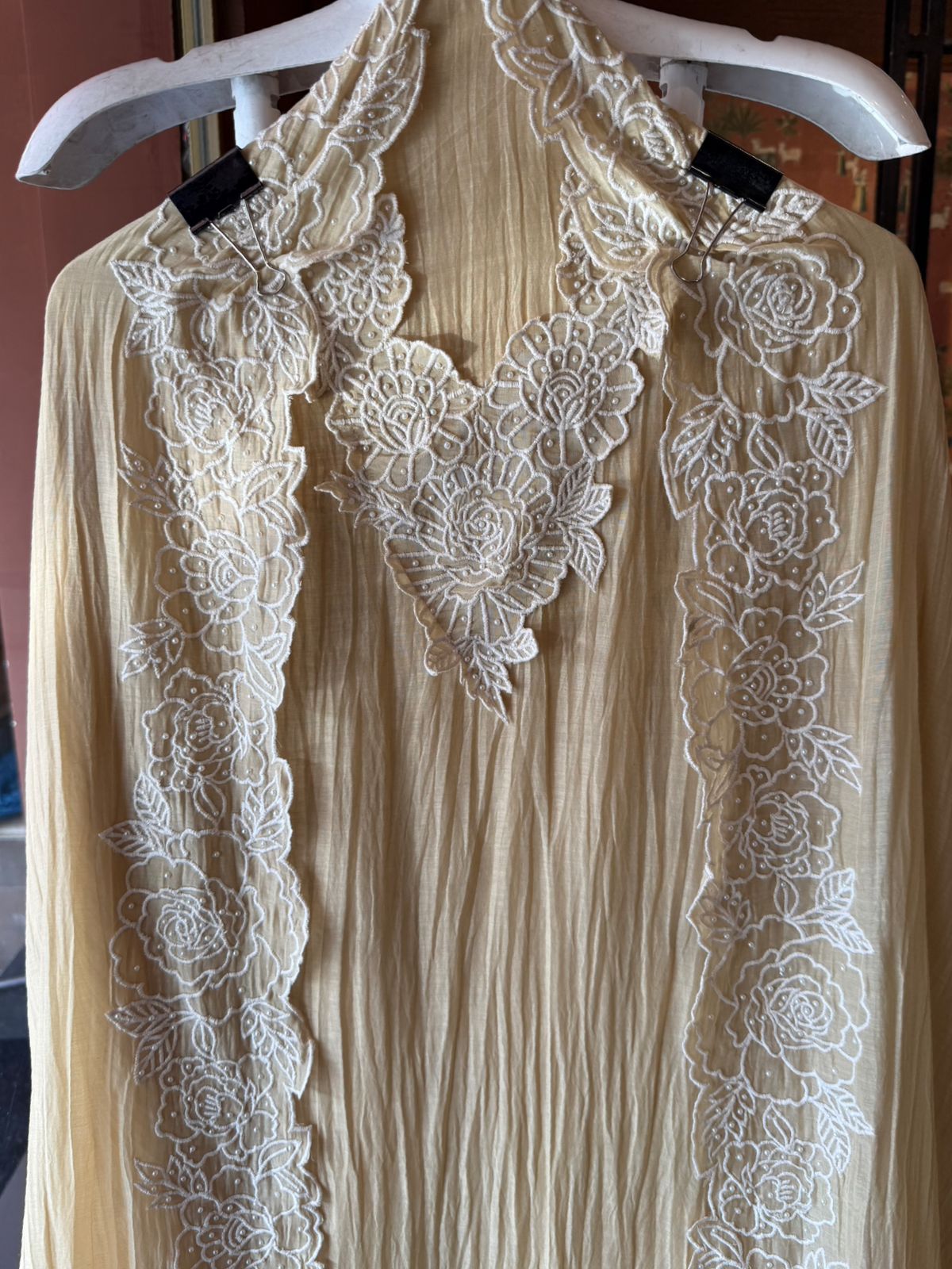 Sophisticated Suit on Crushed Mul cotton