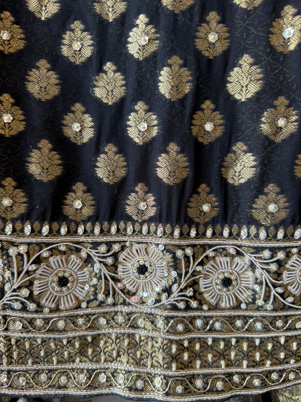 BANARSI GEORGETTE WOVEN SUIT