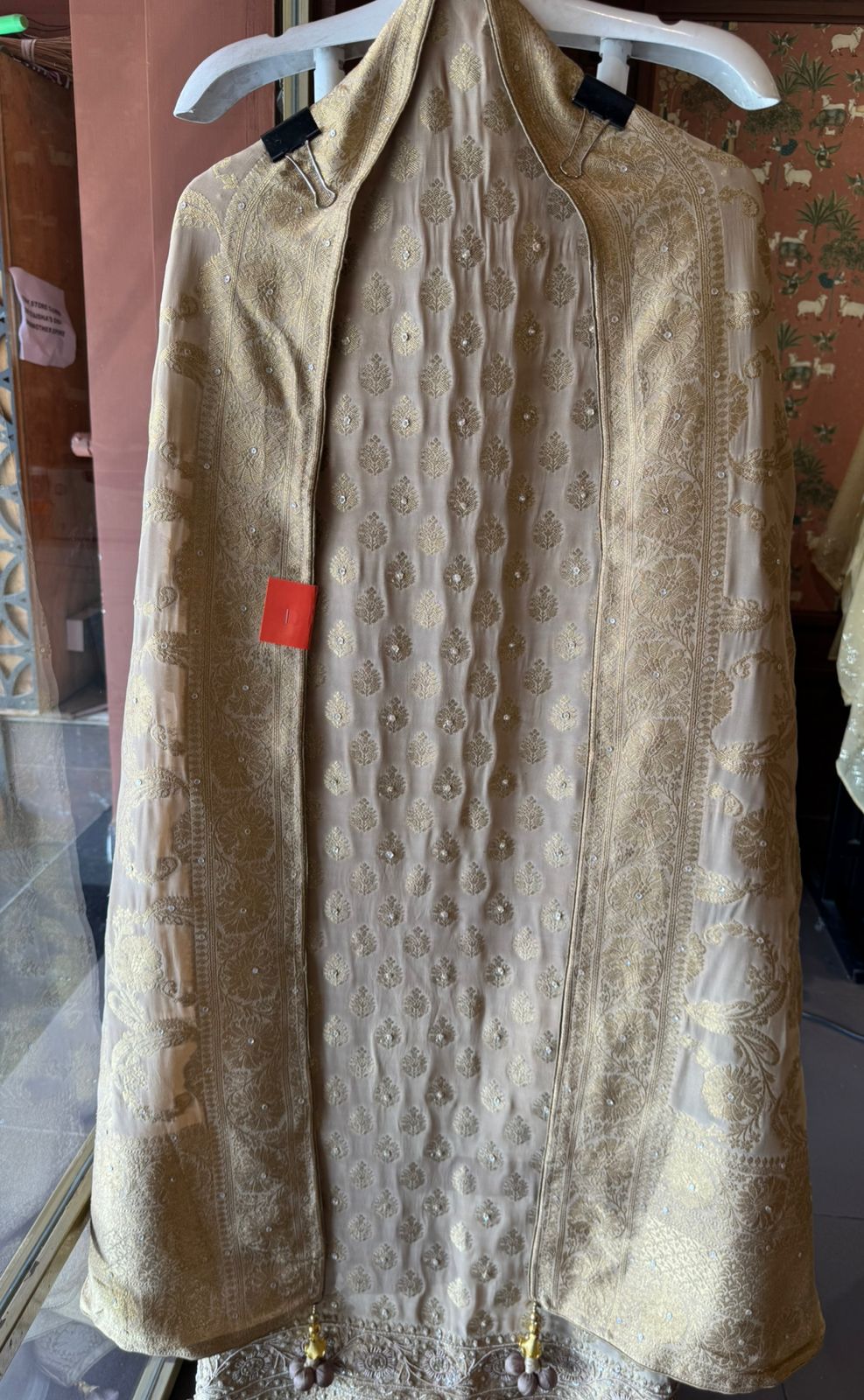BANARSI GEORGETTE WOVEN SUIT