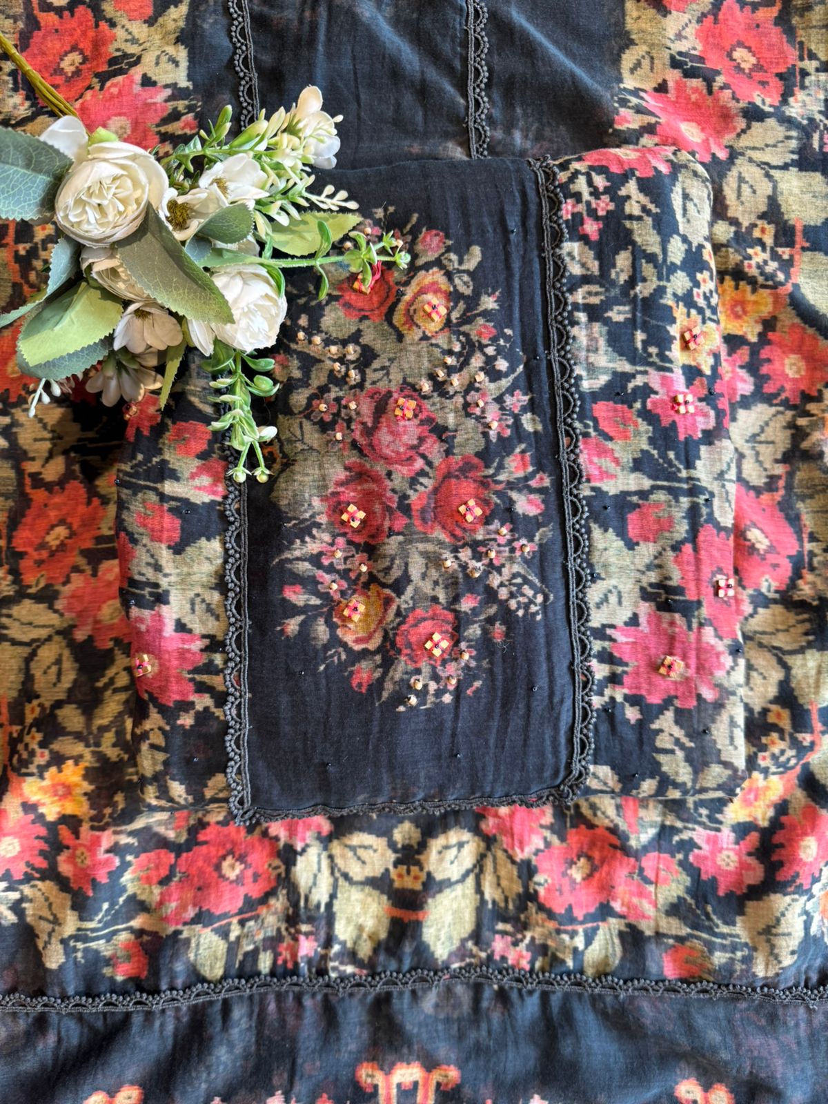 Floral Printed Unstitched suit