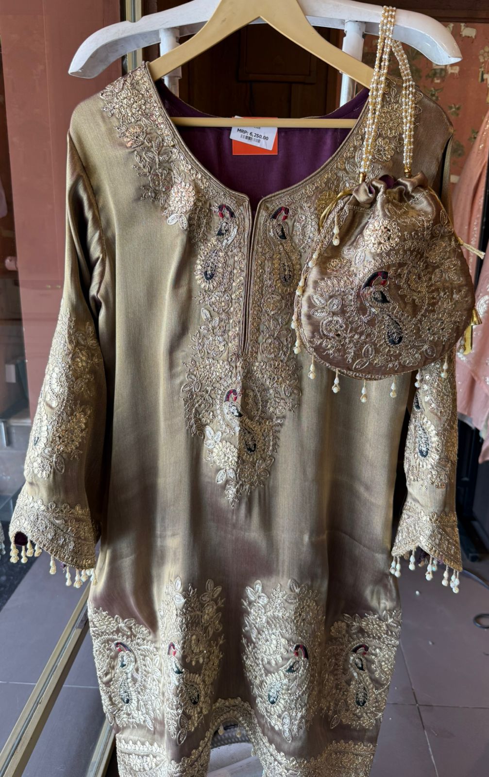 Royal Embroidered Kurta with Potli Bag