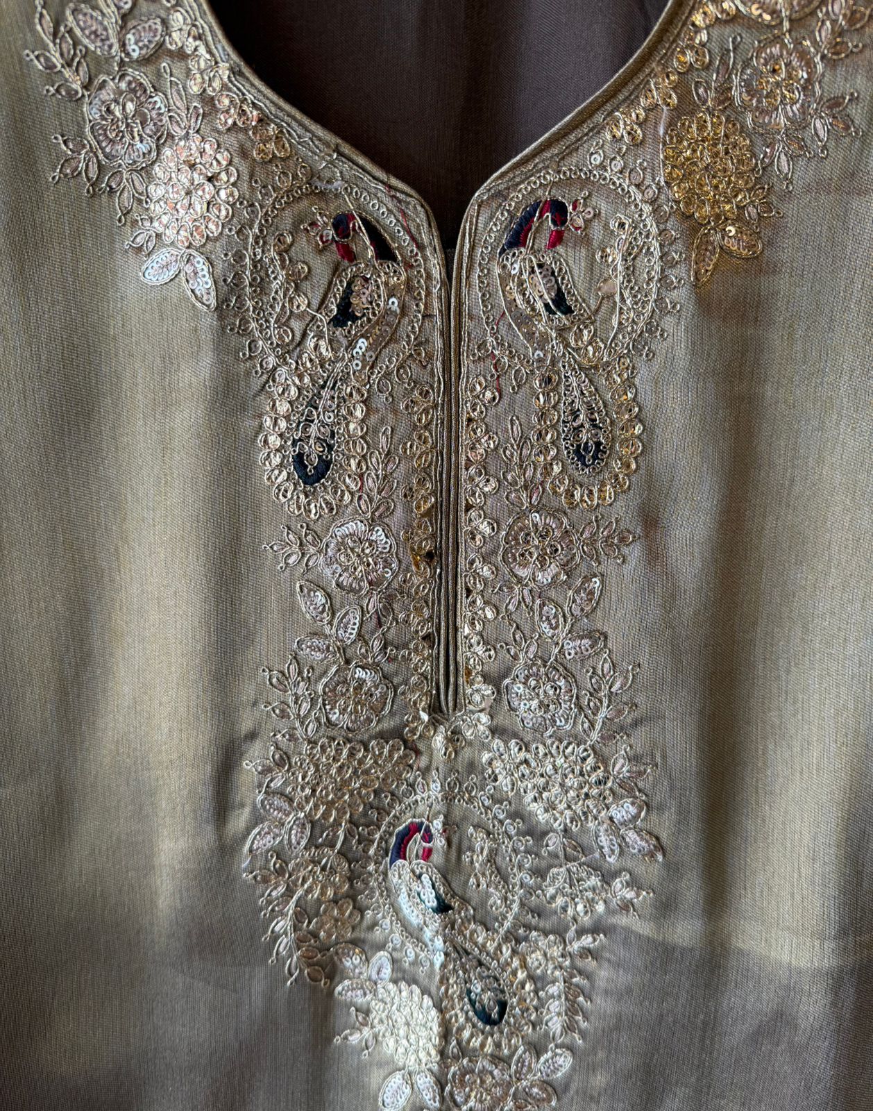 Royal Embroidered Kurta with Potli Bag