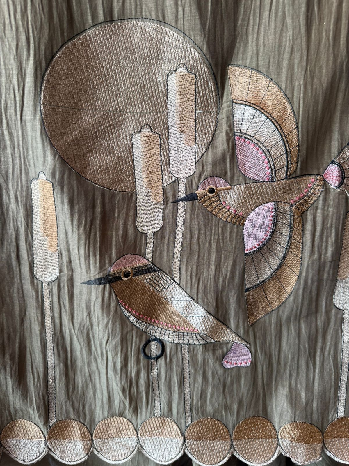 Beautiful unstitched Suit with Bird Motif Appliqué & Textured Detailing