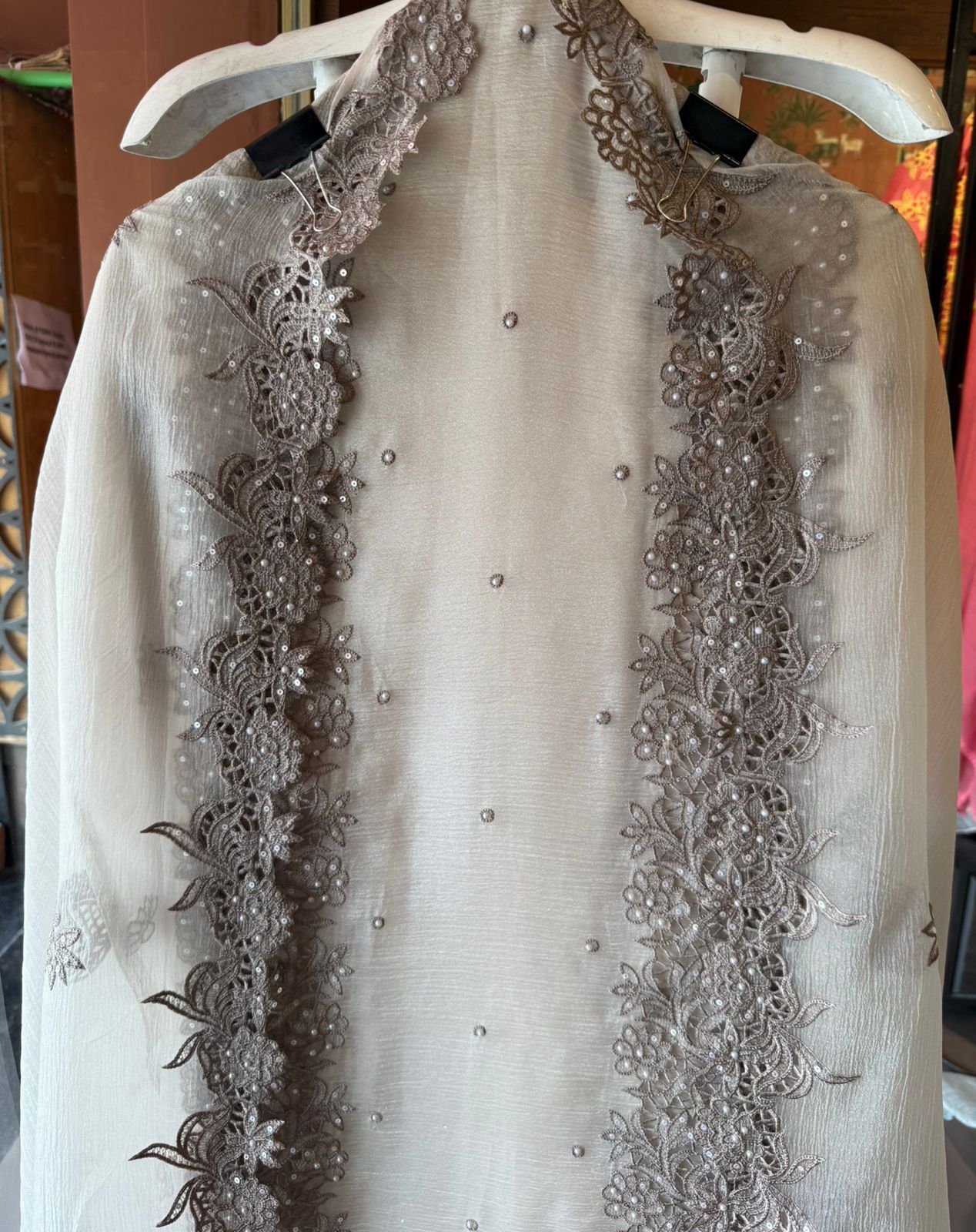 Crushed tissue Unstitched suit