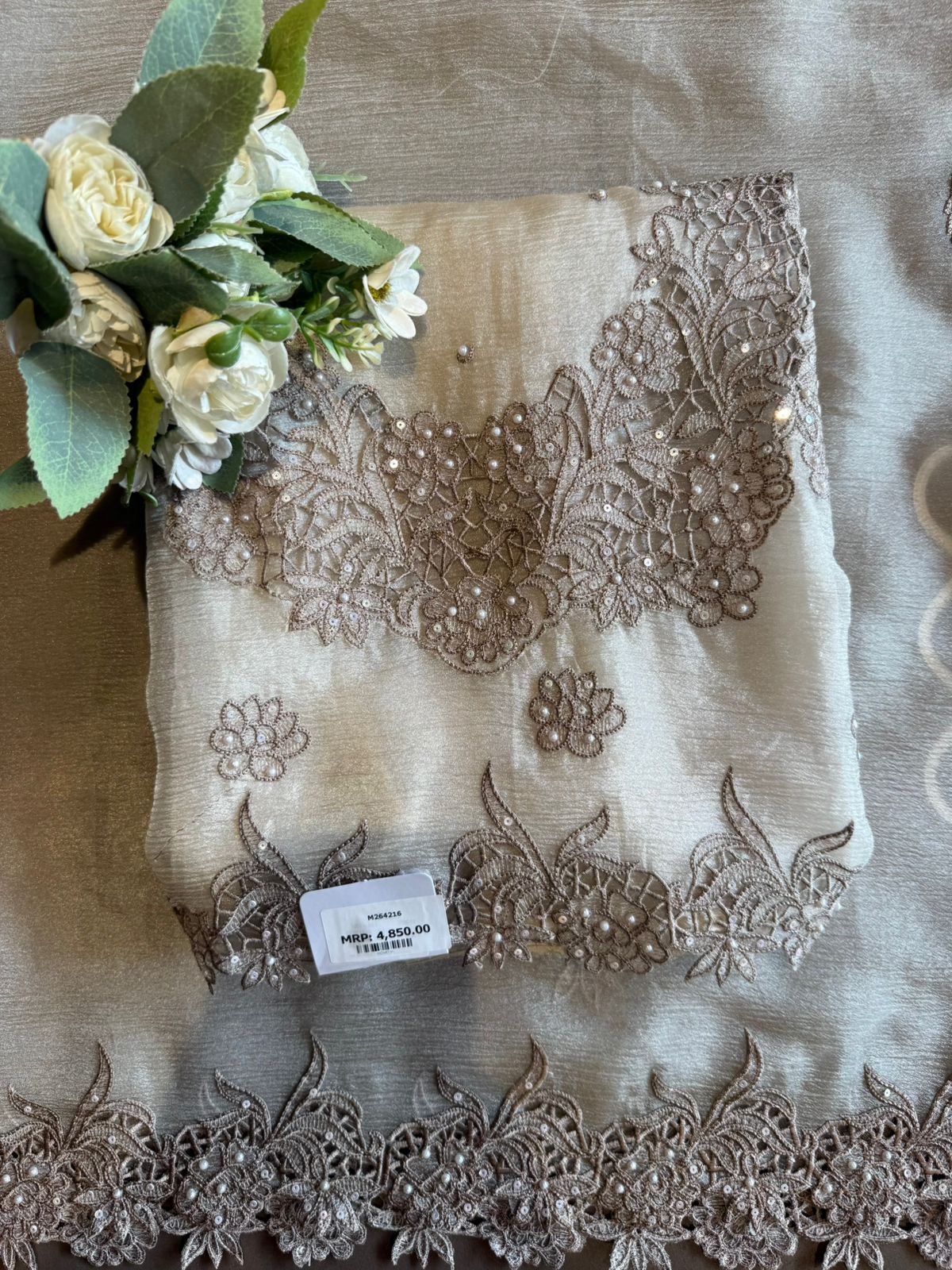 Crushed tissue Unstitched suit