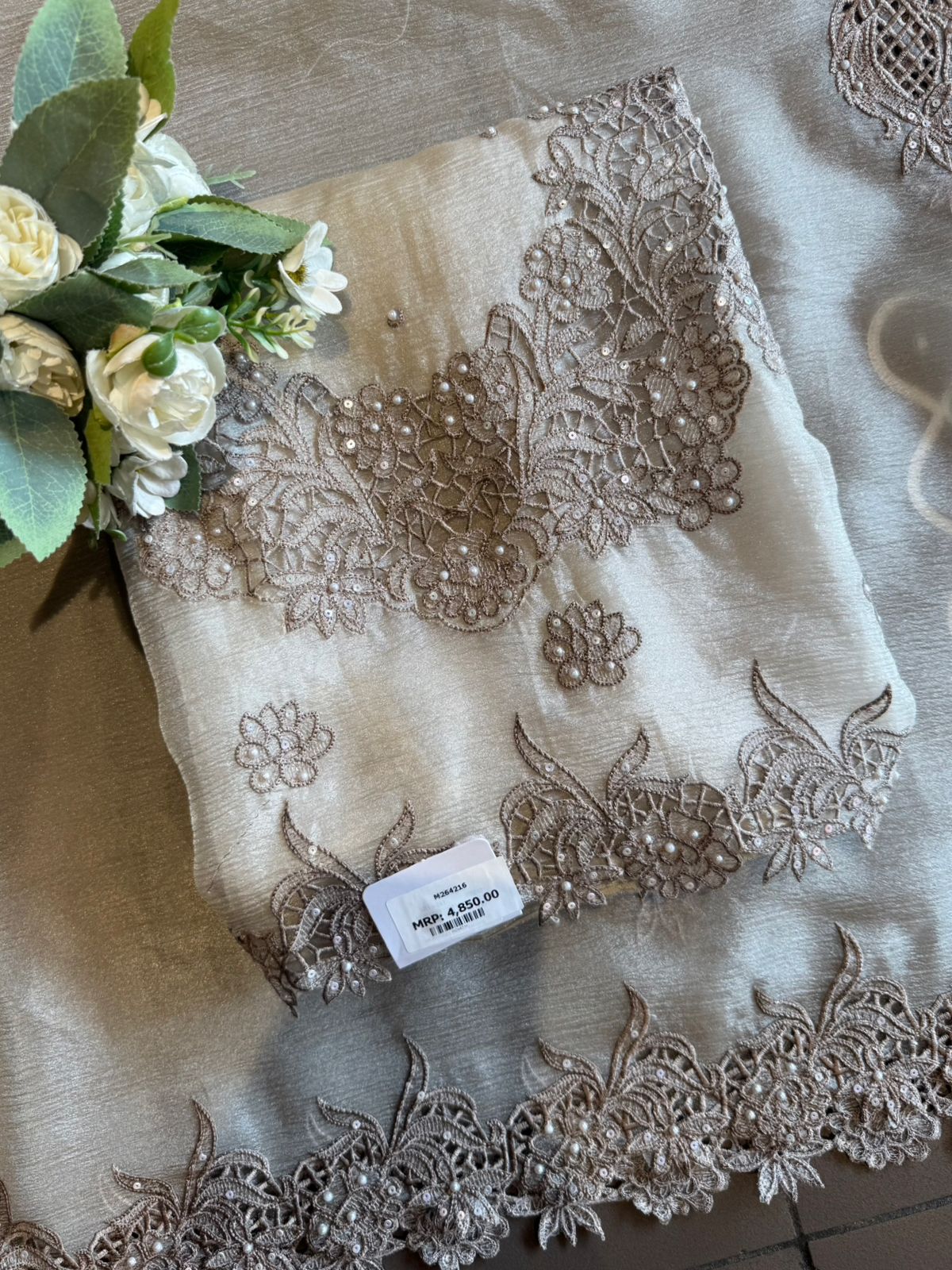 Crushed tissue Unstitched suit