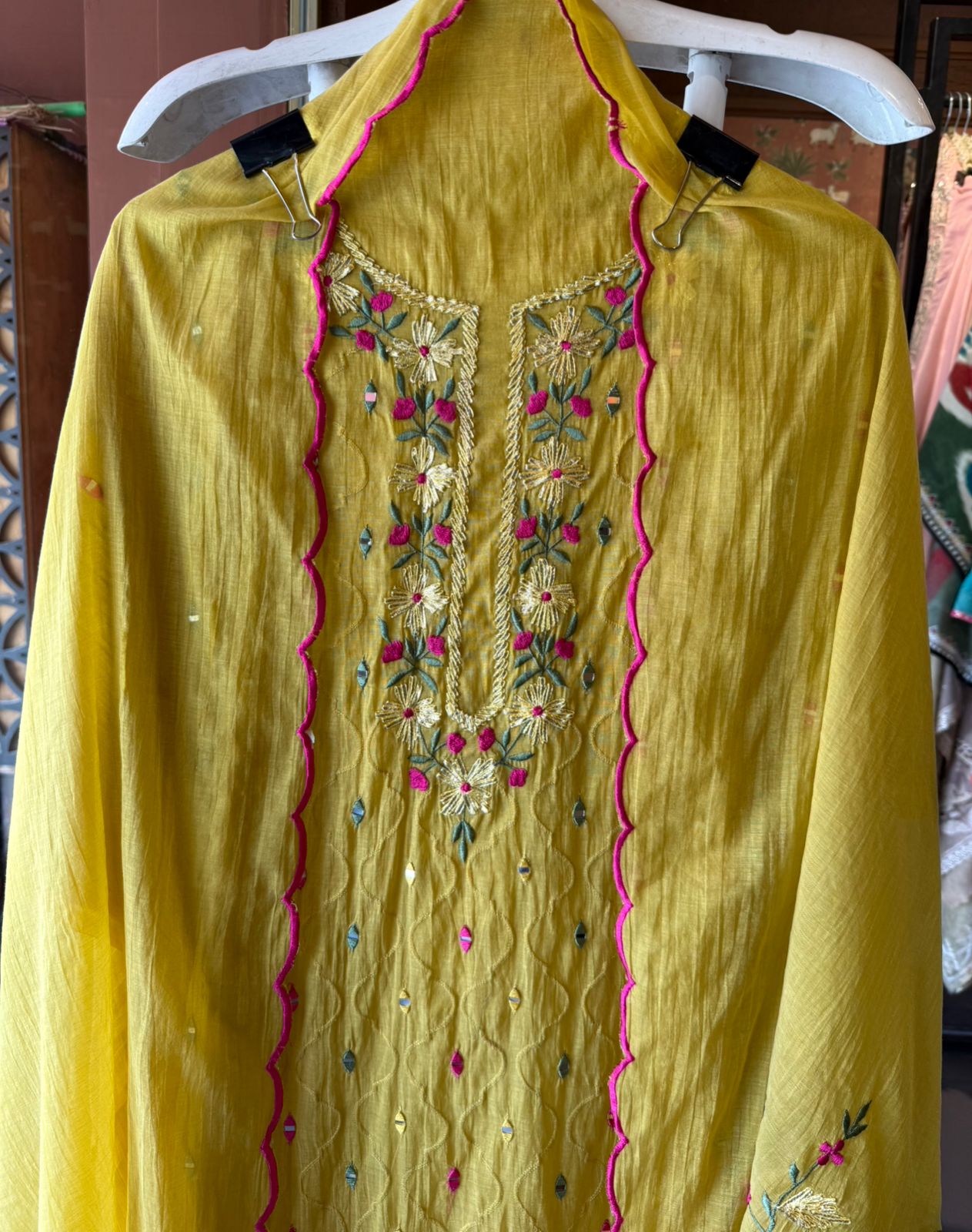 Ethnic wardrobe with this elegant Suit