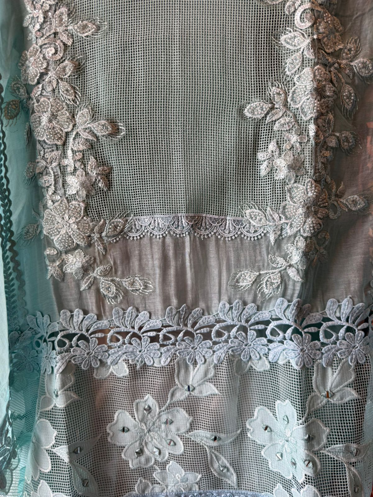 Elegant Pastel  Embroidered Suit Set with Lace Dupatta