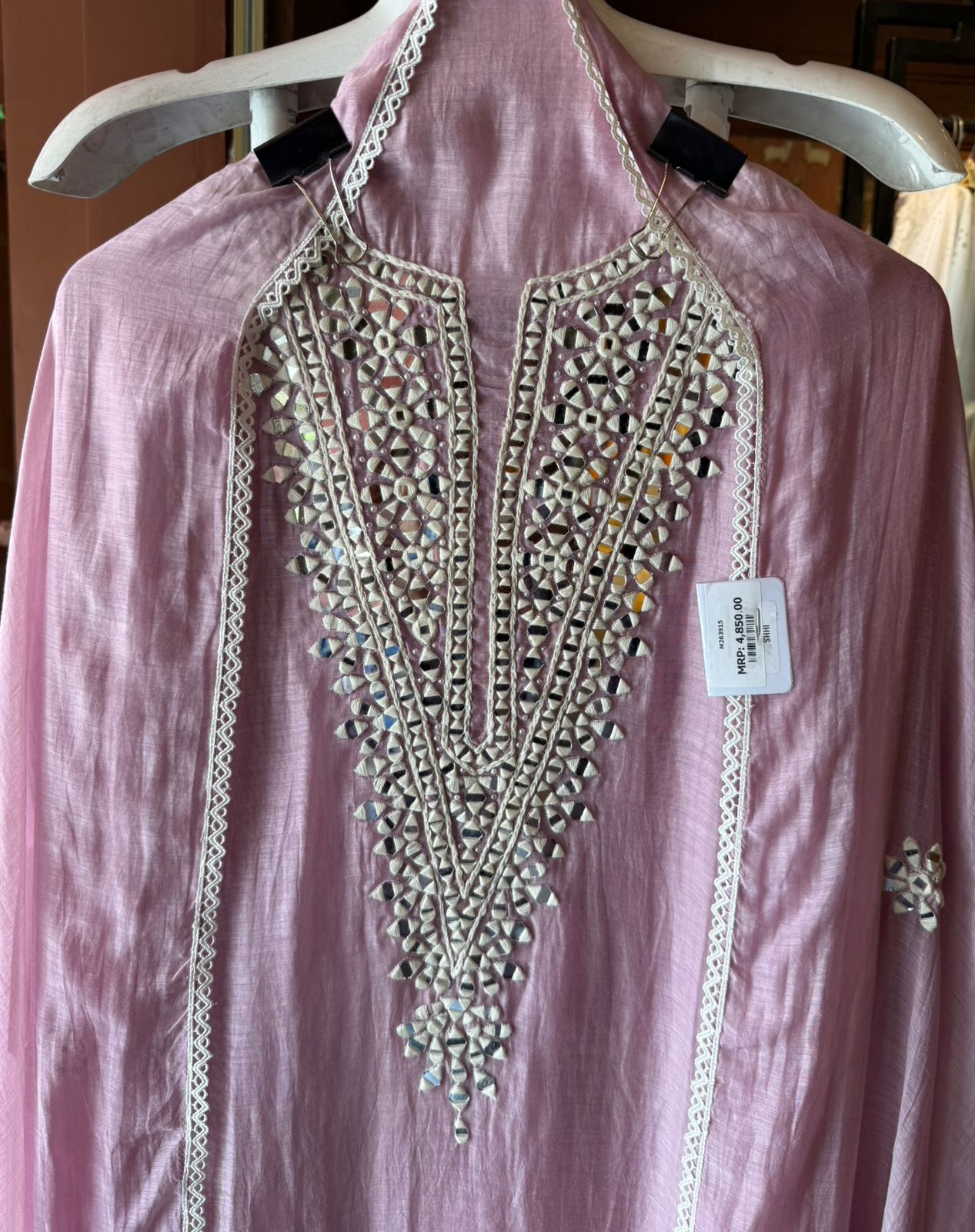 Luxurious Mul cotton unstitched suit