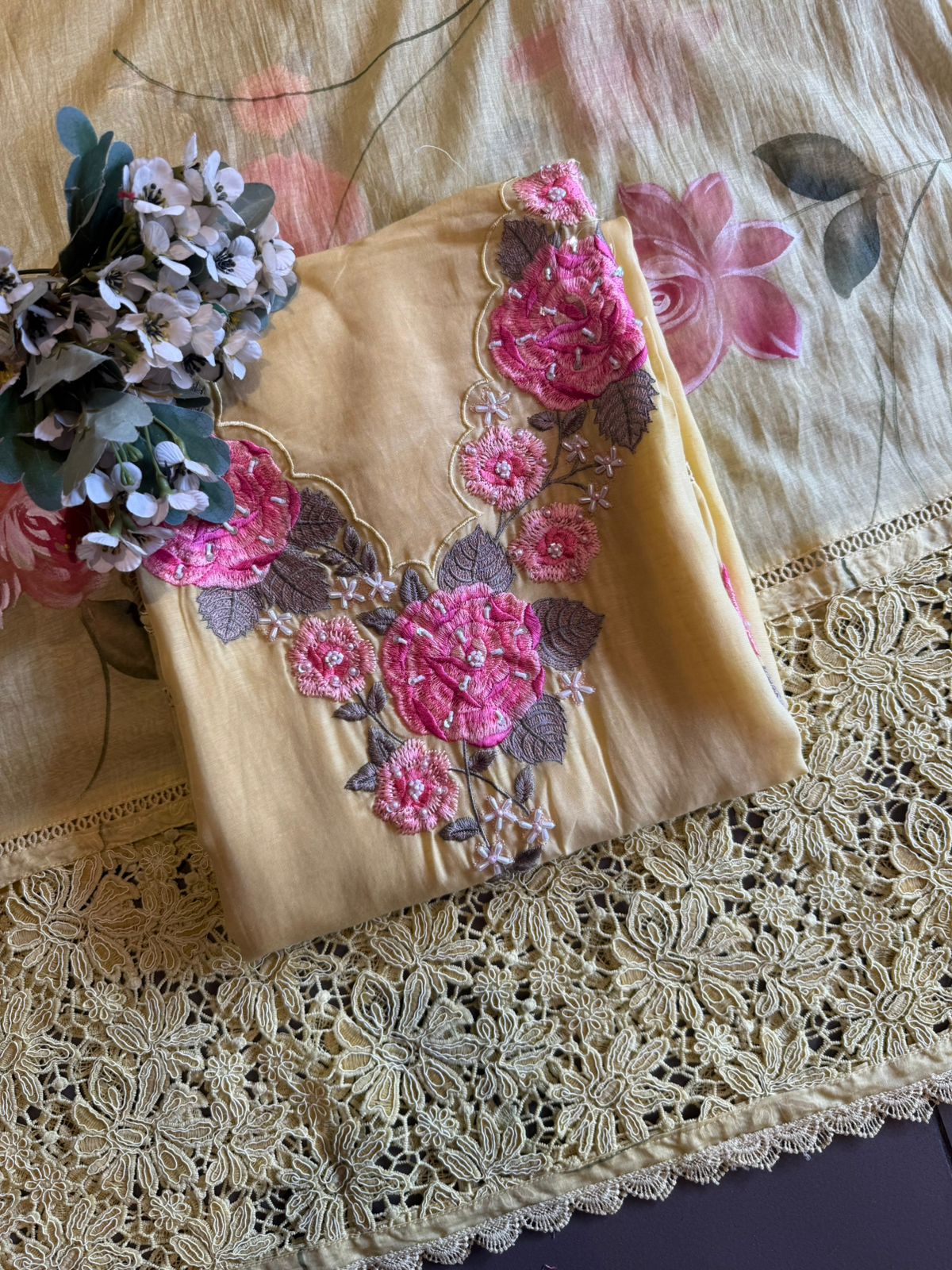 Floral Embroidered Suit Set with Mul Dupatta