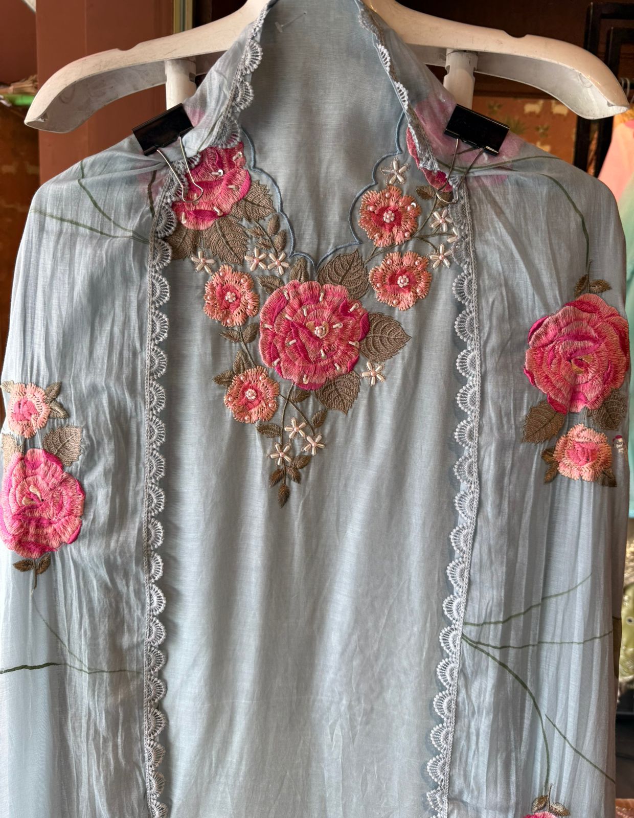 Floral Embroidered Suit Set with Mul Dupatta