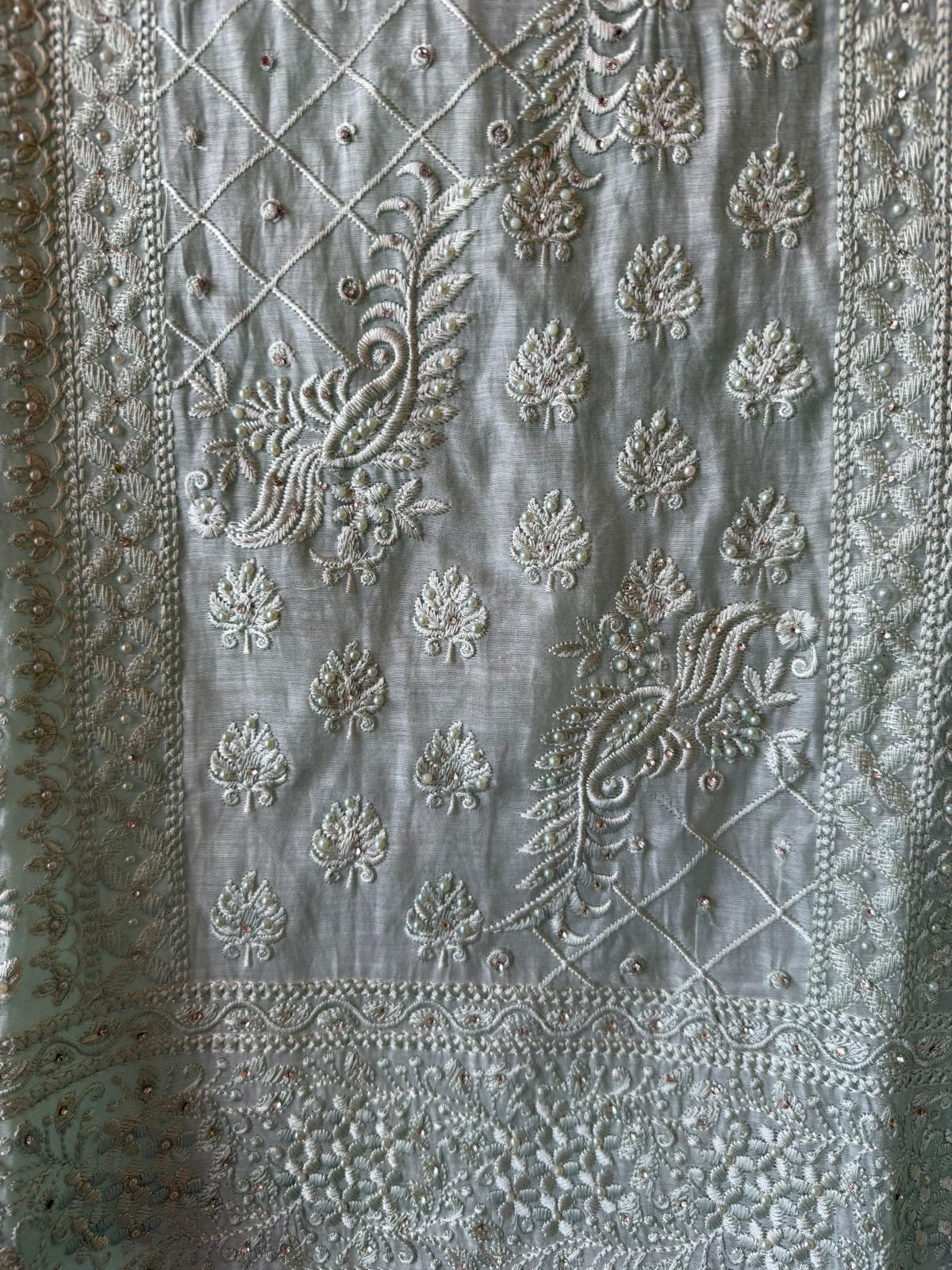 CHIKANKARI HAND EMBROIDERED SUIT