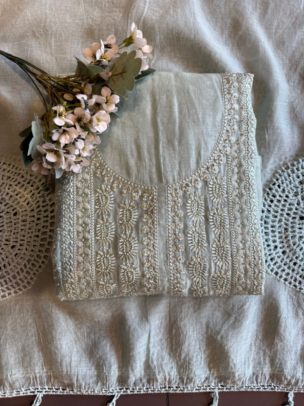 CHIKANKARI HAND EMBROIDERED SUIT