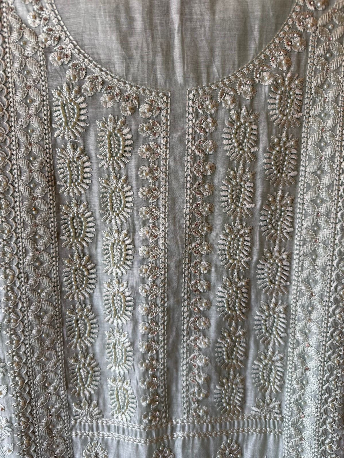 CHIKANKARI HAND EMBROIDERED SUIT
