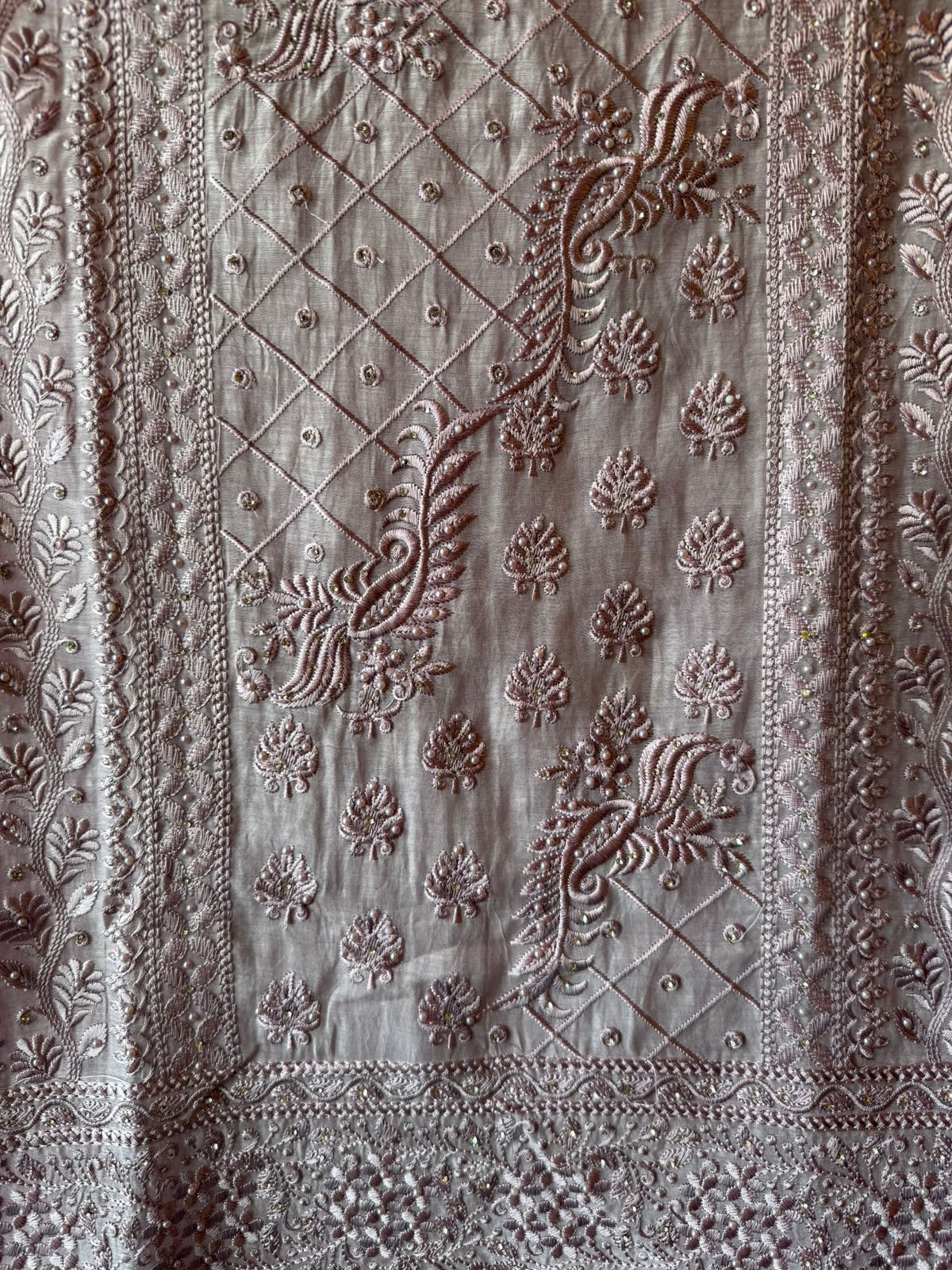 CHIKANKARI HAND EMBROIDERED SUIT