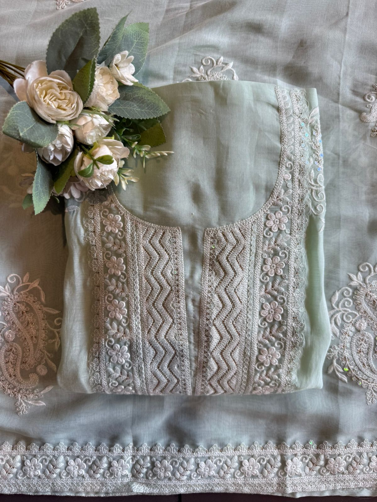 Premium lightweight Mul cotton Unstitched Suit