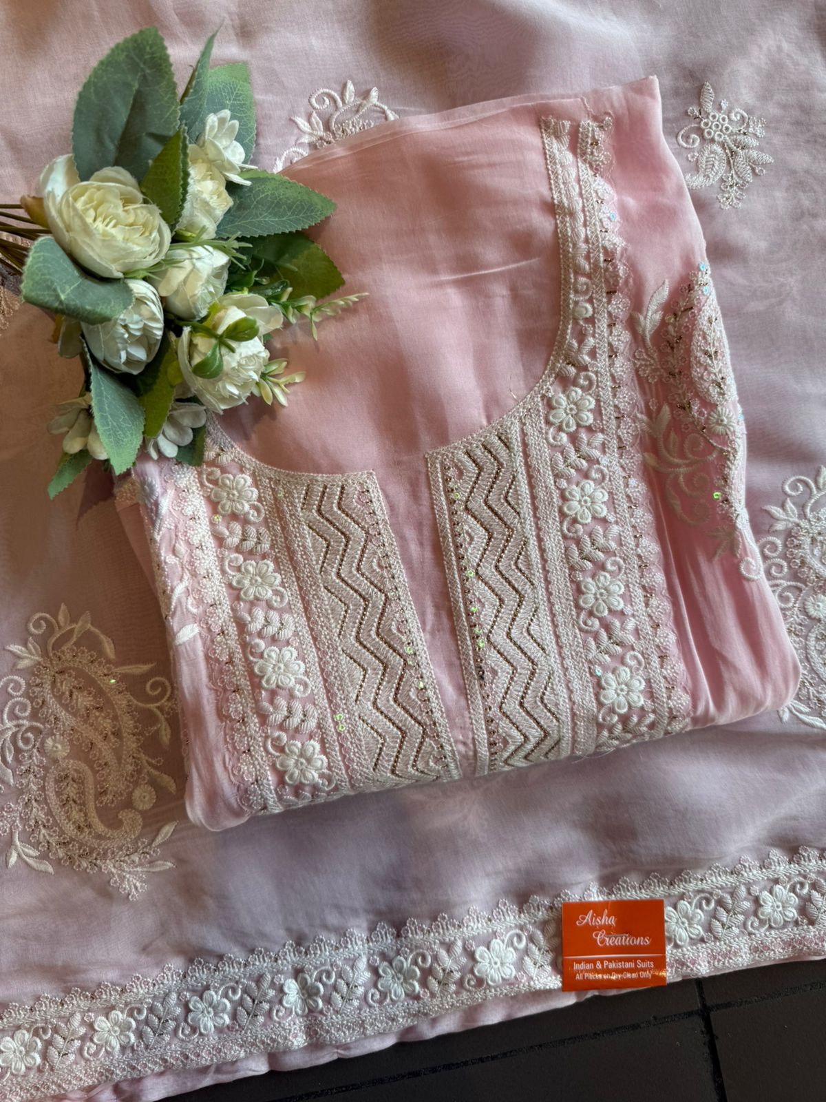 Premium lightweight Mul cotton Unstitched Suit