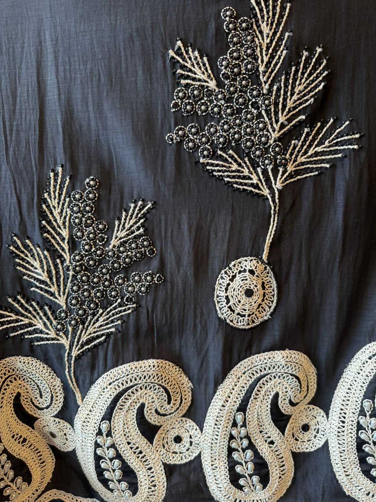Hand-Dori Embroidered Unstitched Suit set