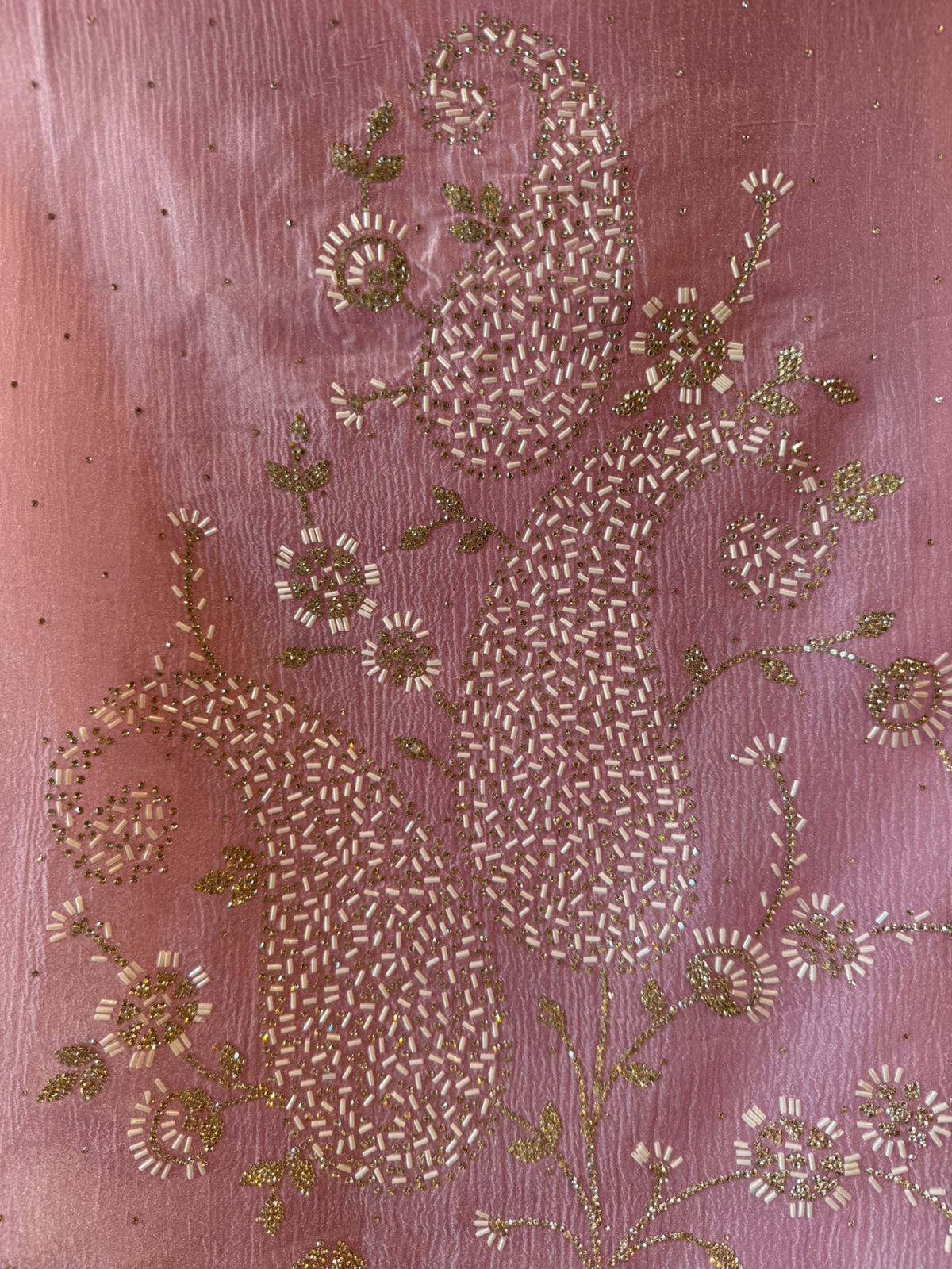 Elegant ensemble On Crushed tissue