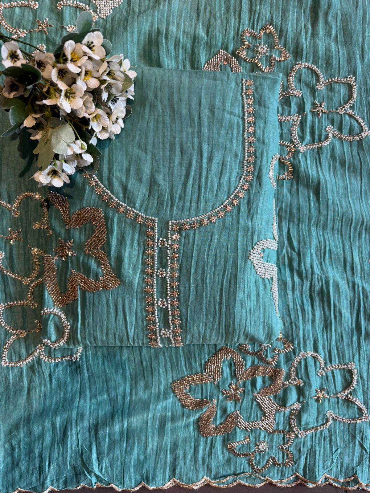 Lightweight crinkled Mul cotton unstitched suit