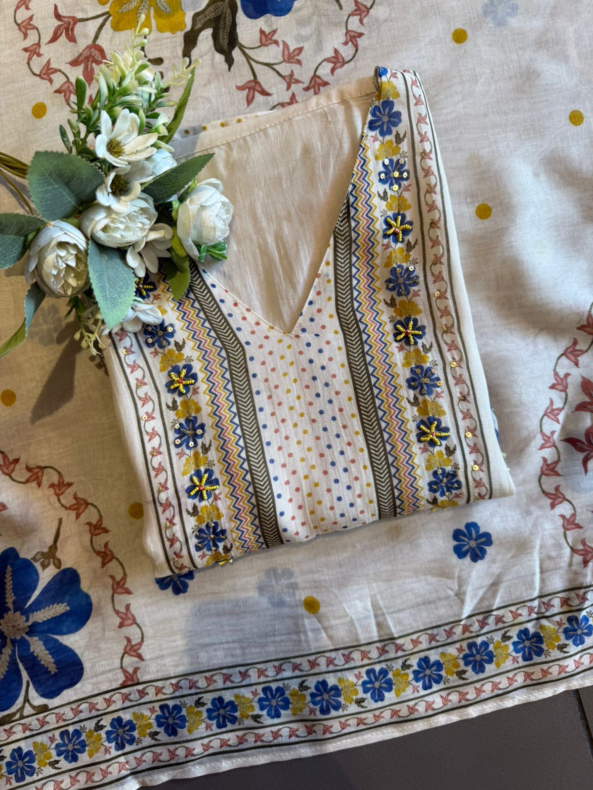 Delicate floral ivory kurta set