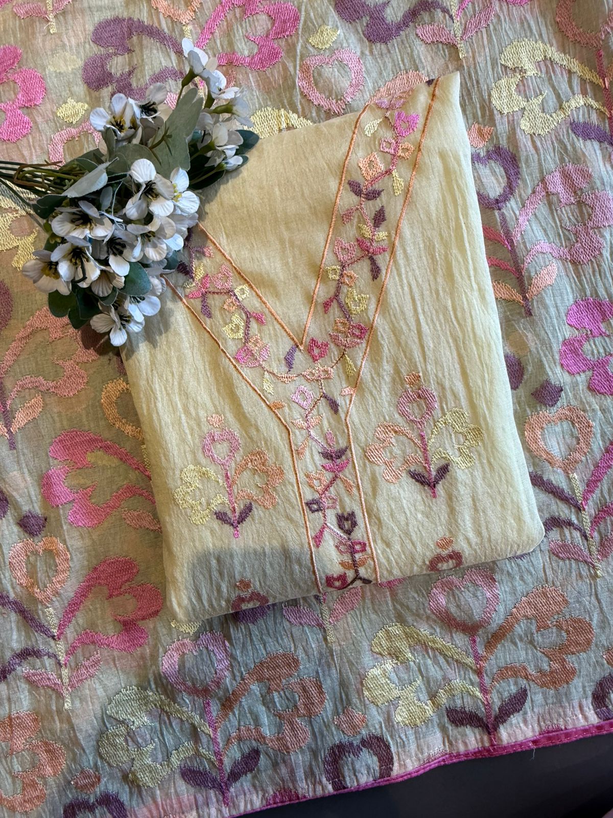 Pastel Mul cotton Unstitched Suit Set