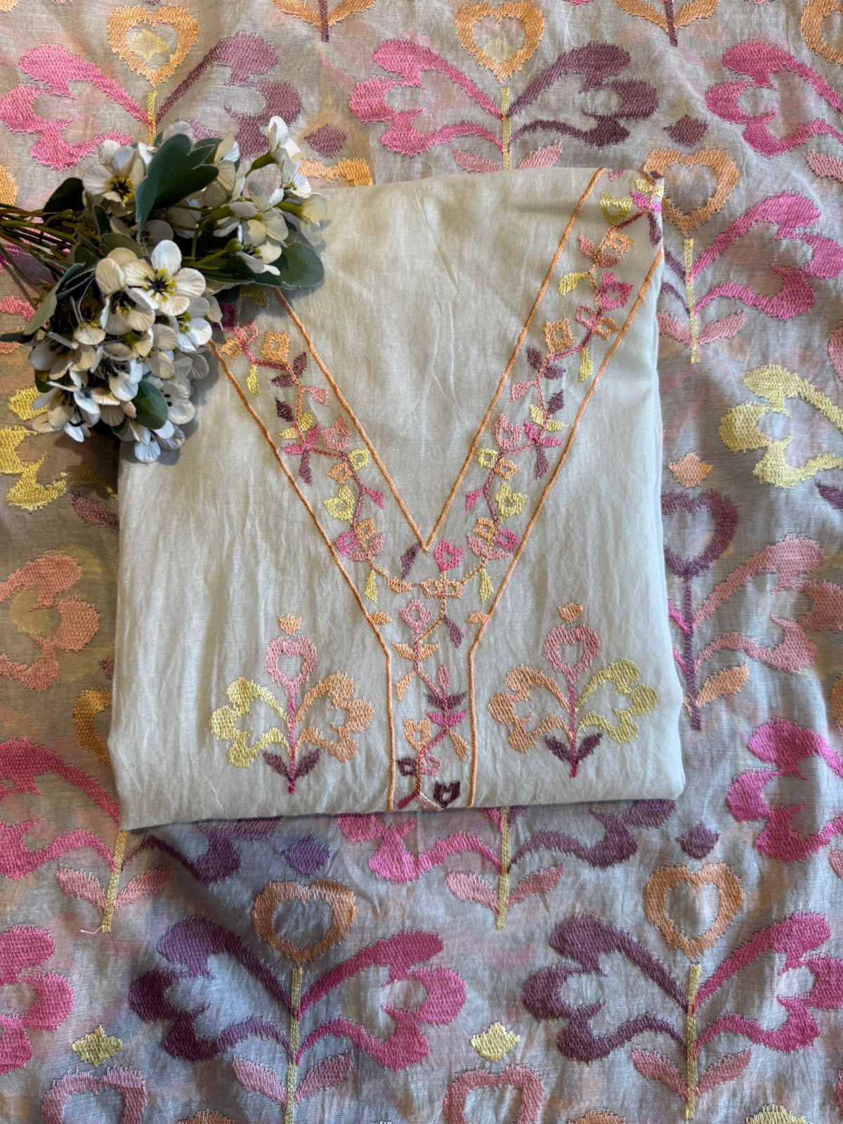 Pastel Mul cotton Unstitched Suit Set