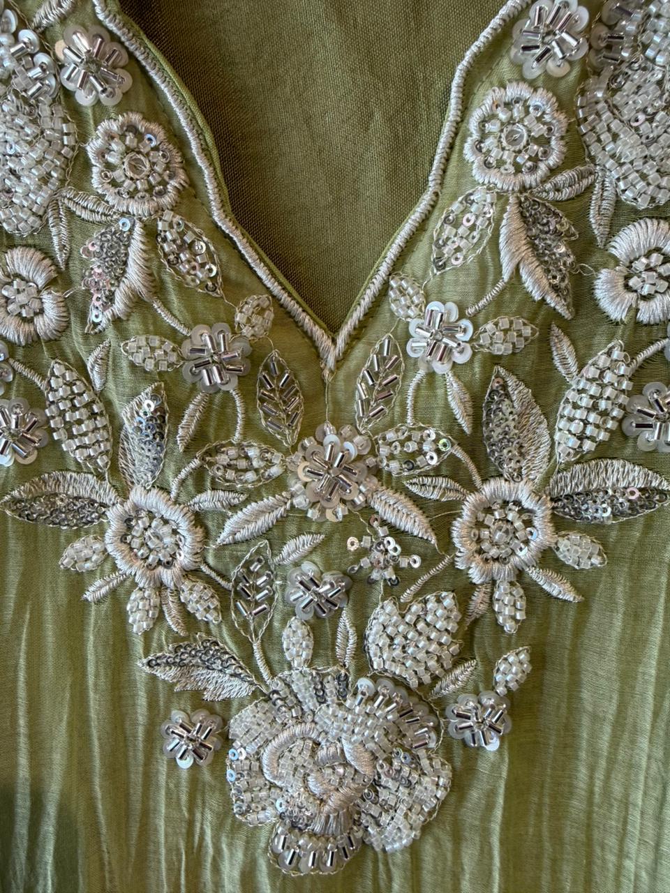 Pakistani handwork pieces On pure Mul chanderi