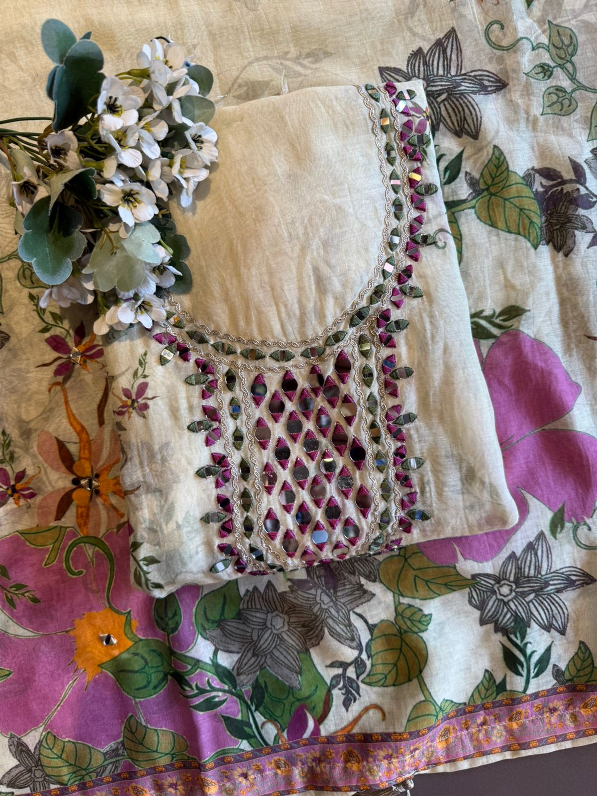 Refreshing floral set